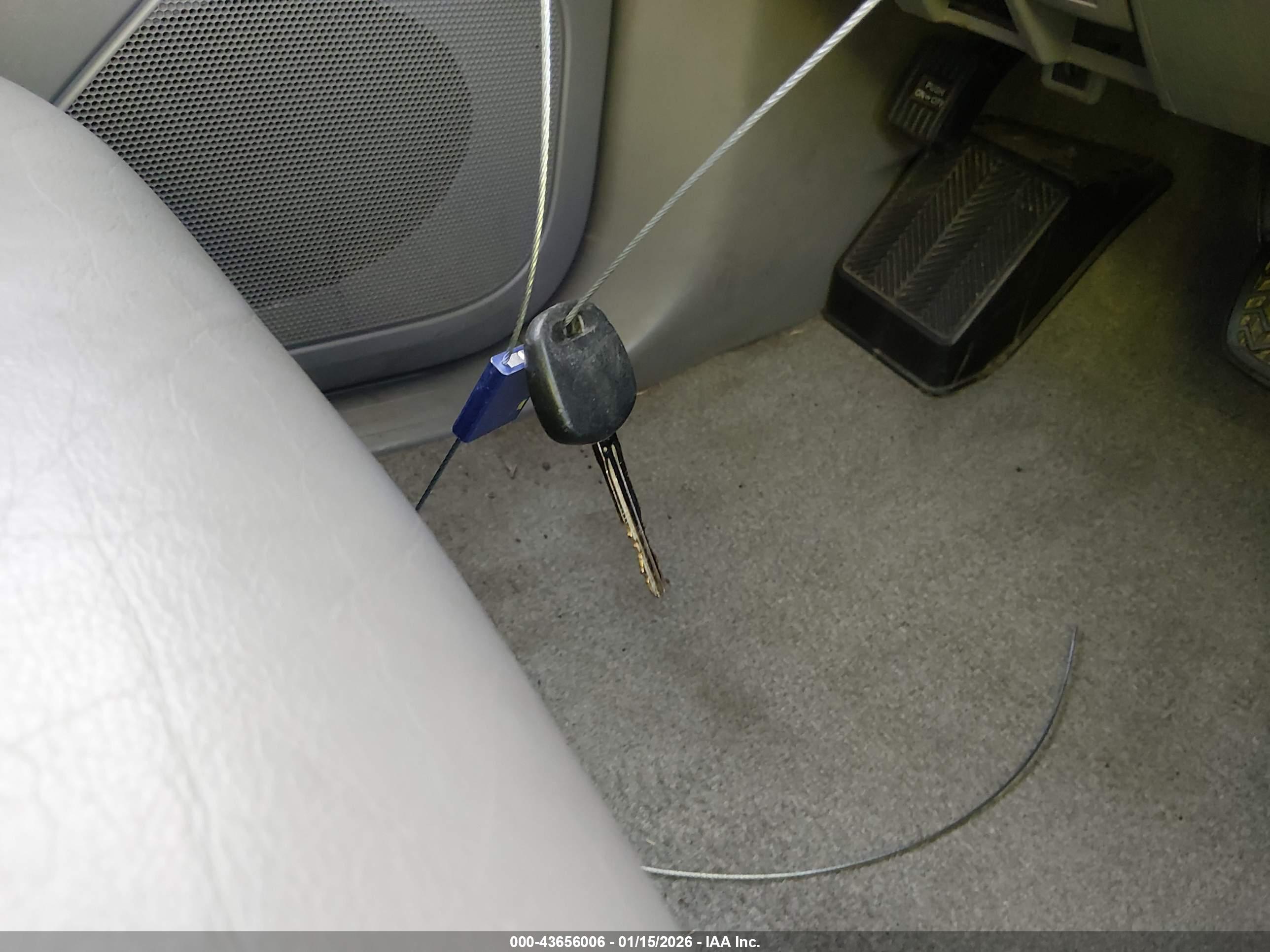 TOYOTA 4RUNNER image 11