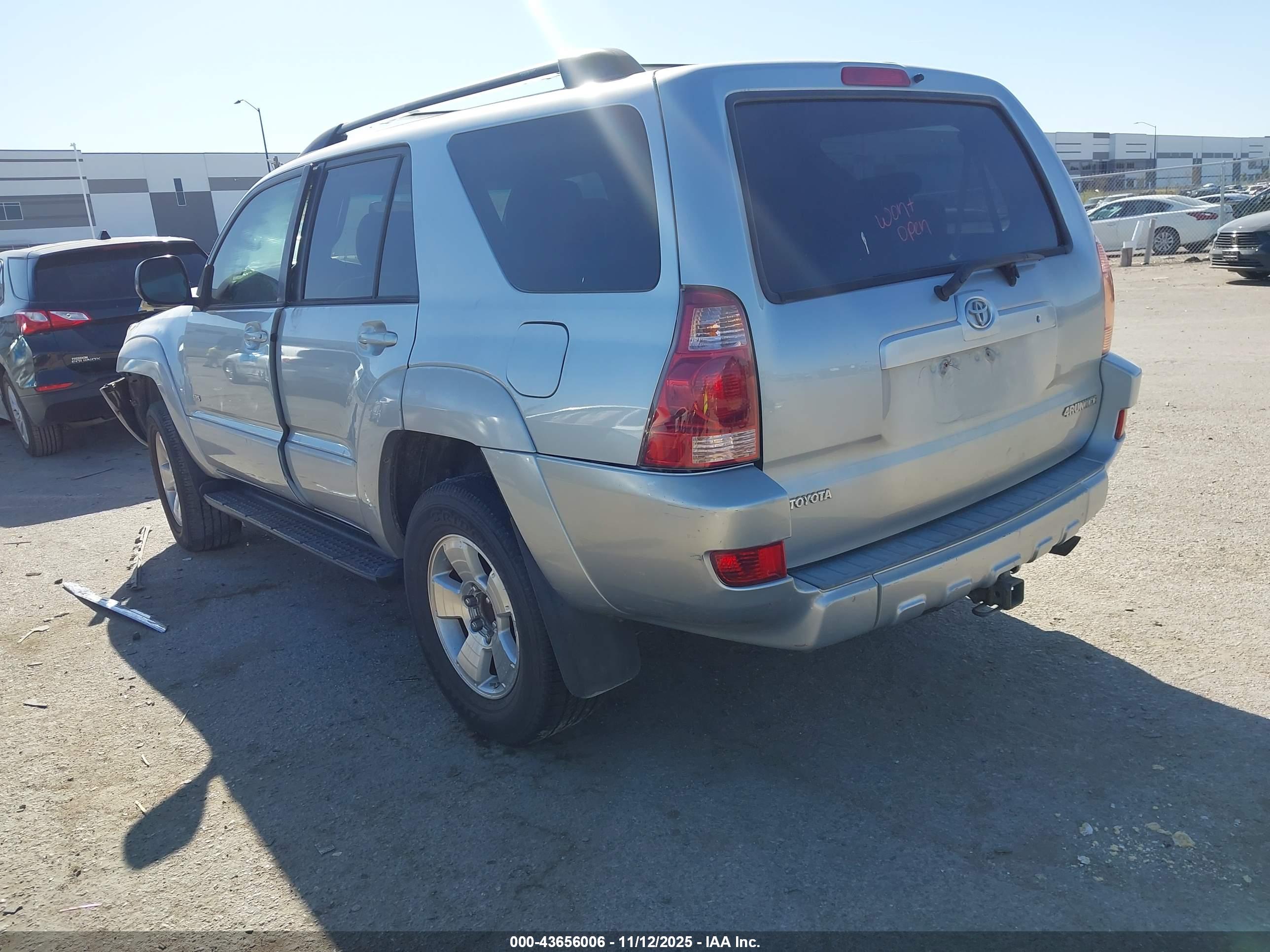 TOYOTA 4RUNNER image 3
