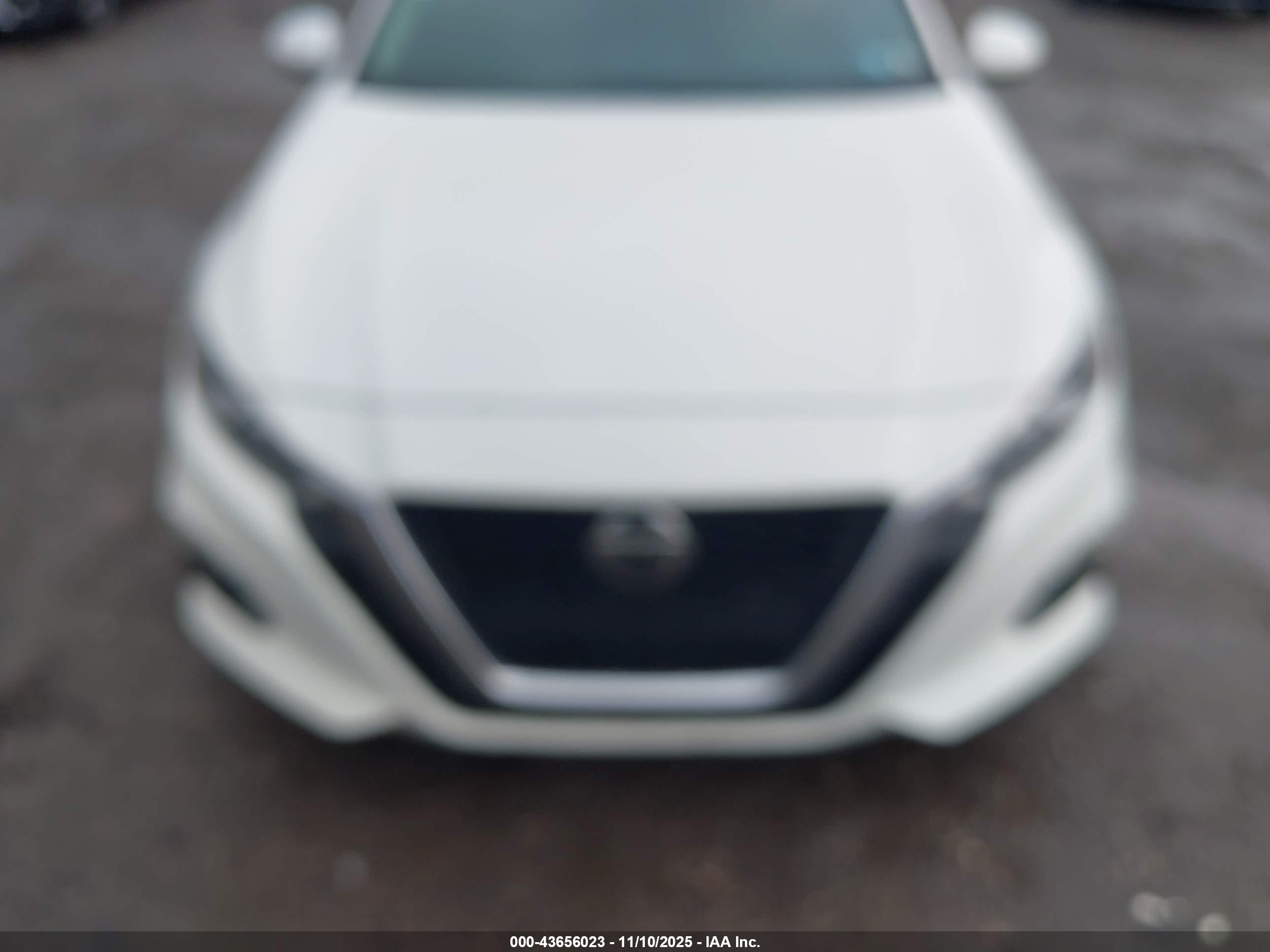 NISSAN ALTIMA image 6