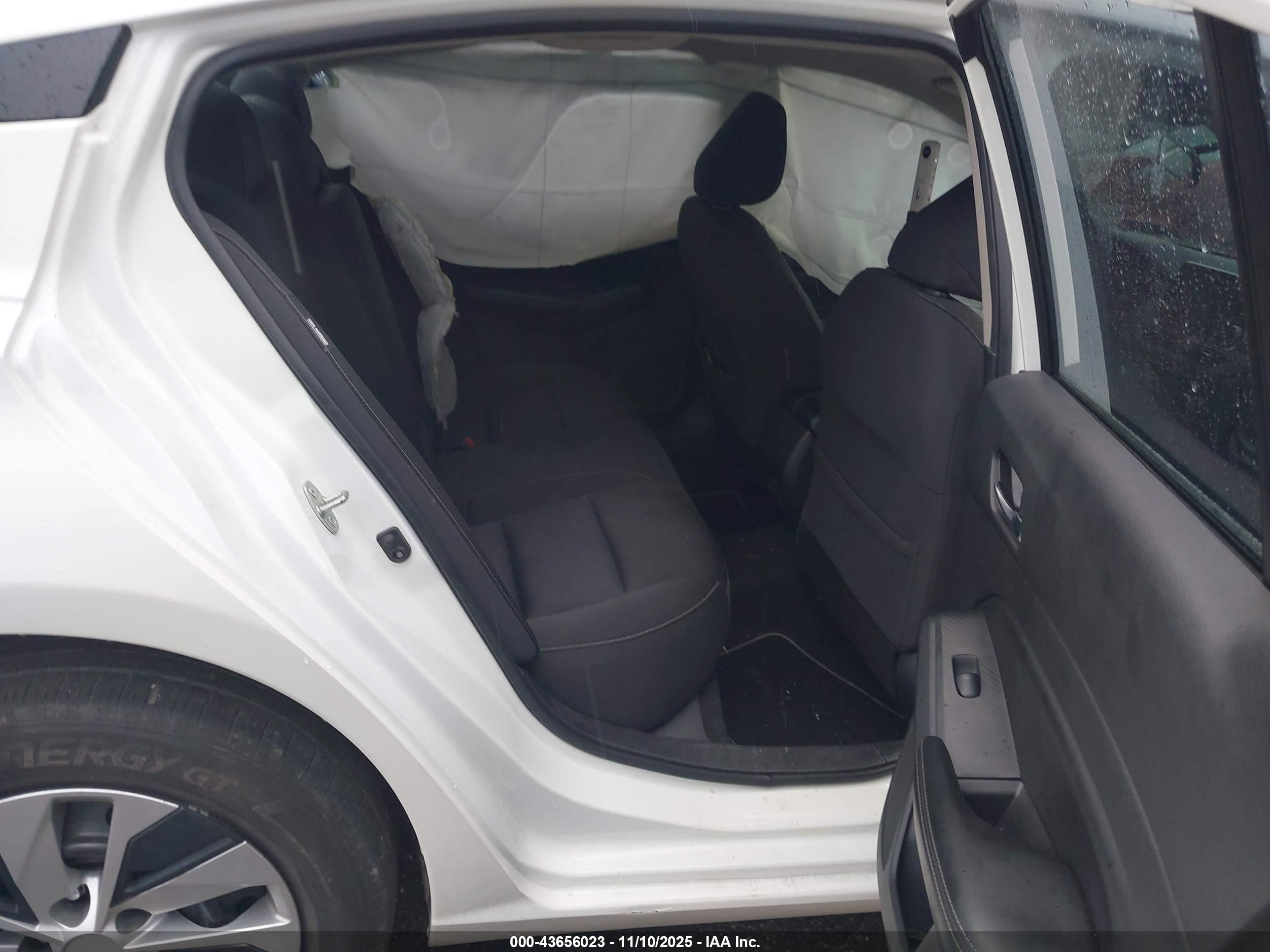 NISSAN ALTIMA image 8
