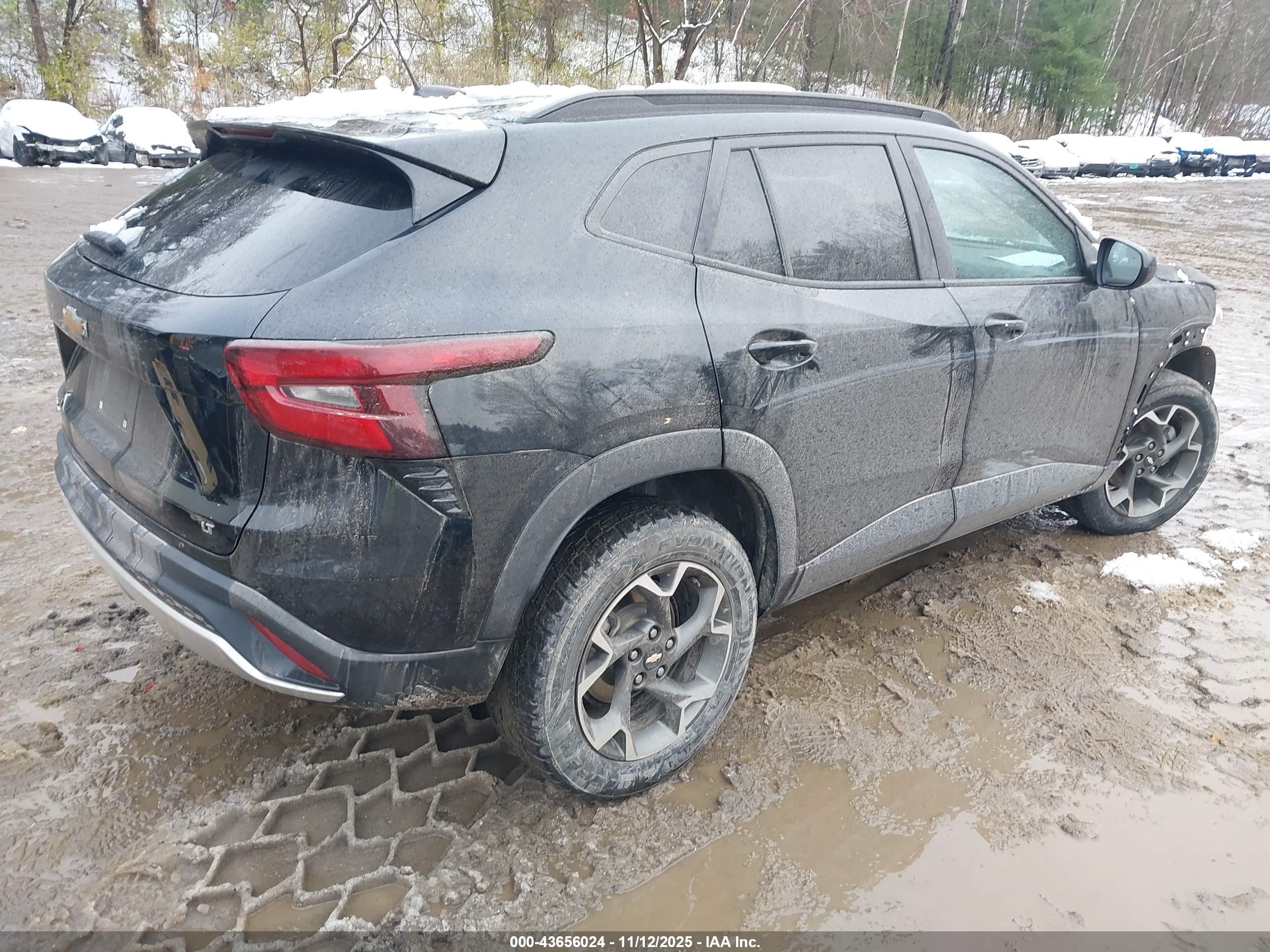 CHEVROLET TRAX image 4