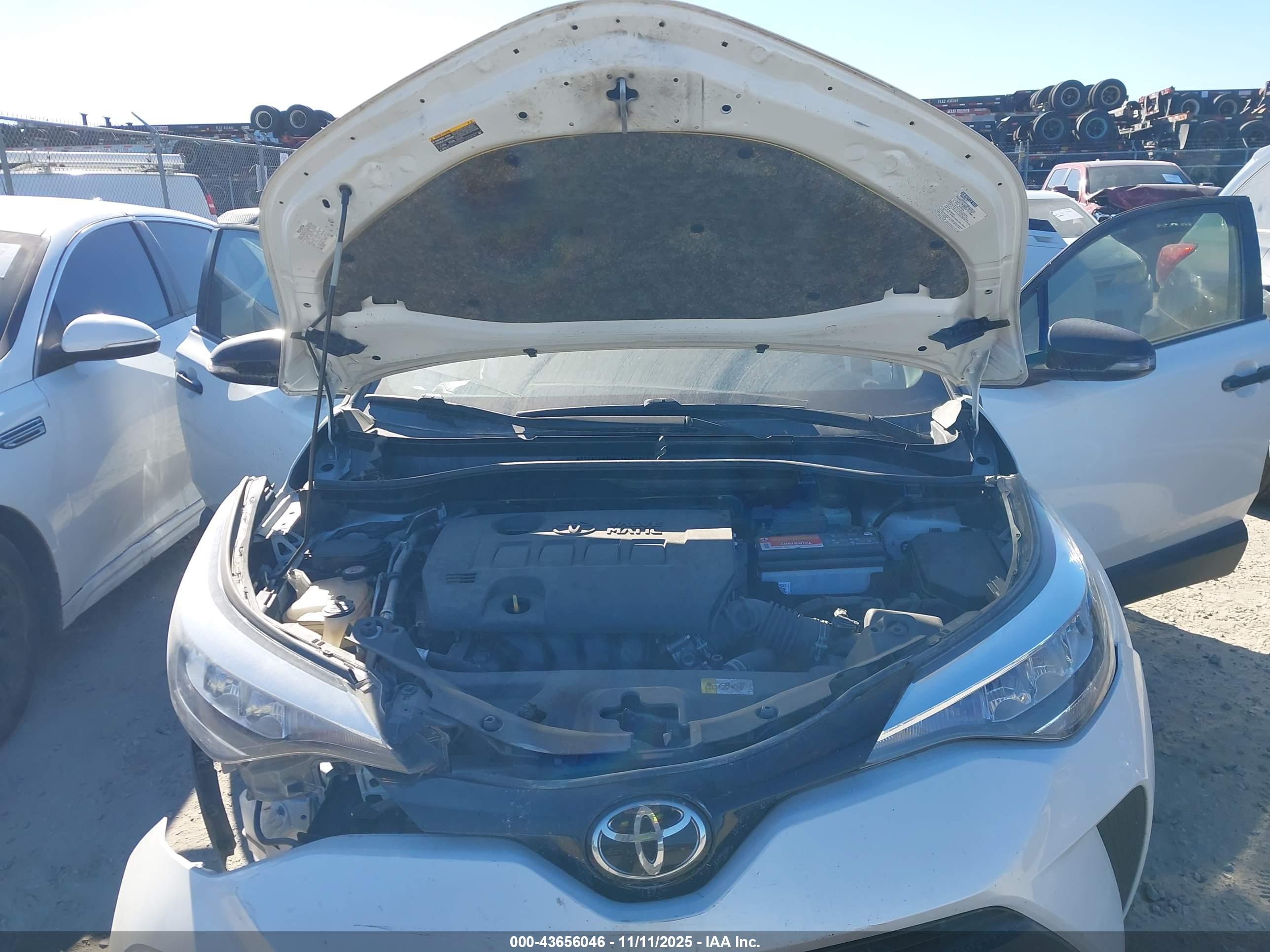 TOYOTA C-HR image 10