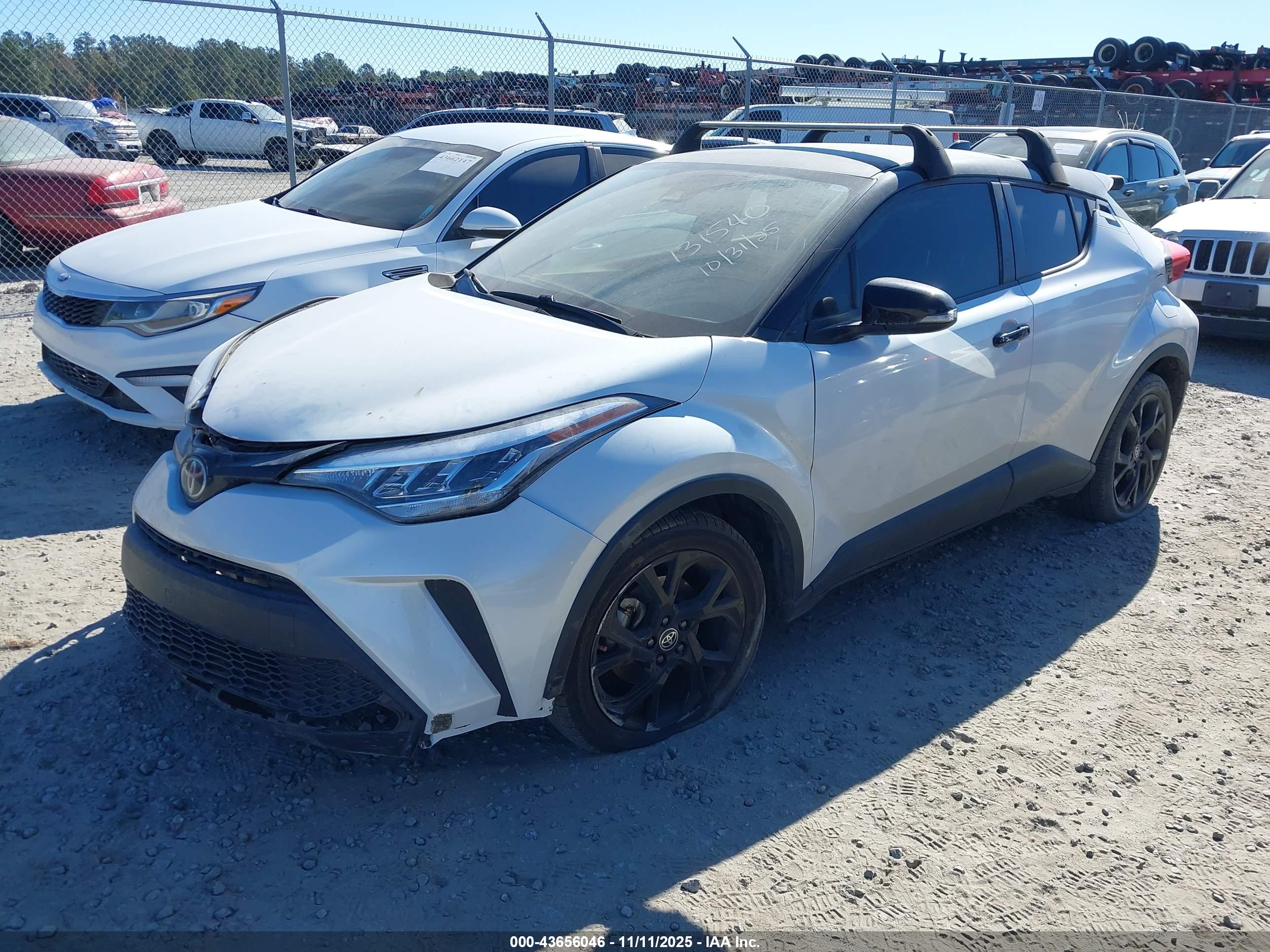TOYOTA C-HR image 2