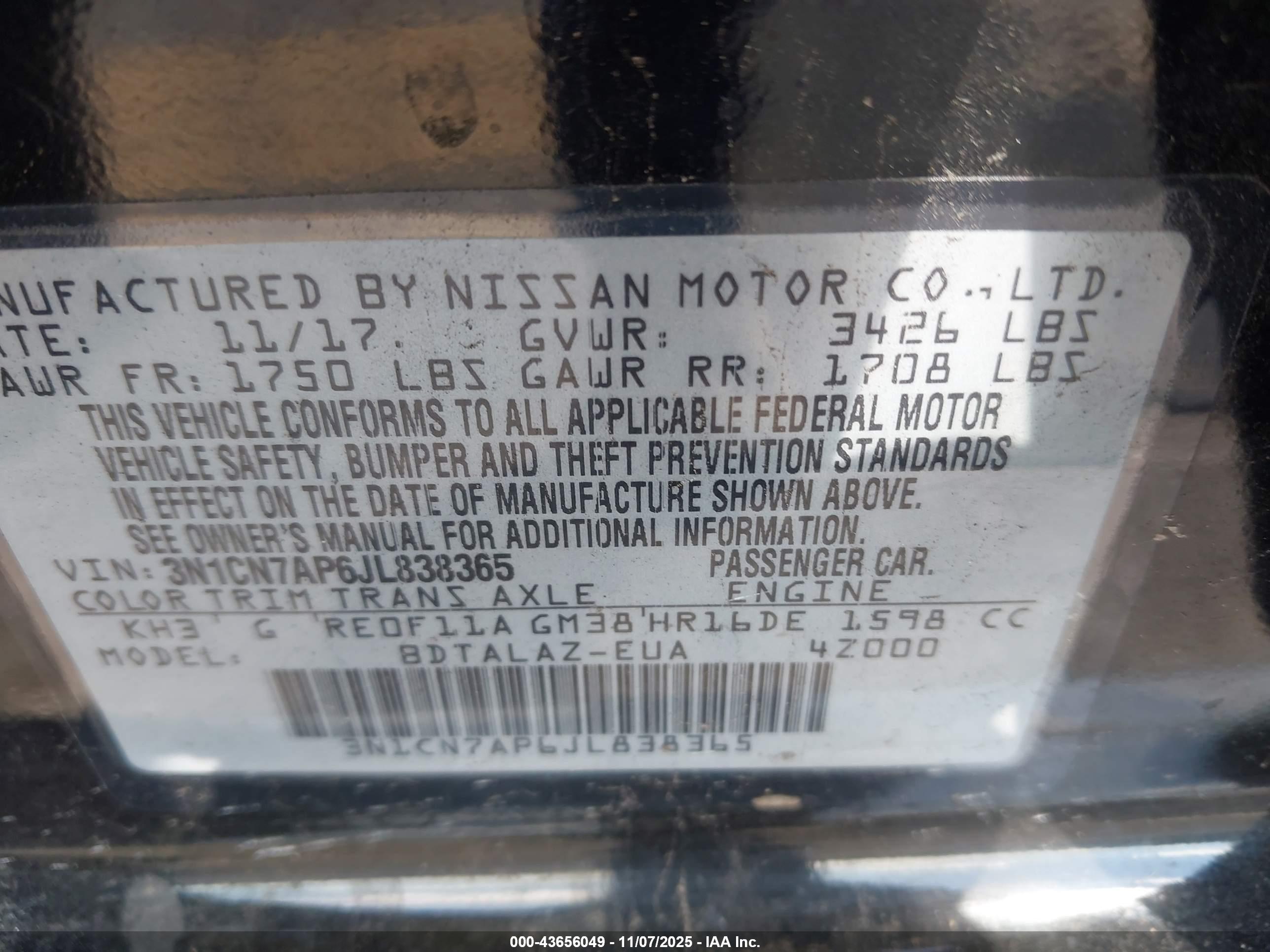 NISSAN VERSA image 9