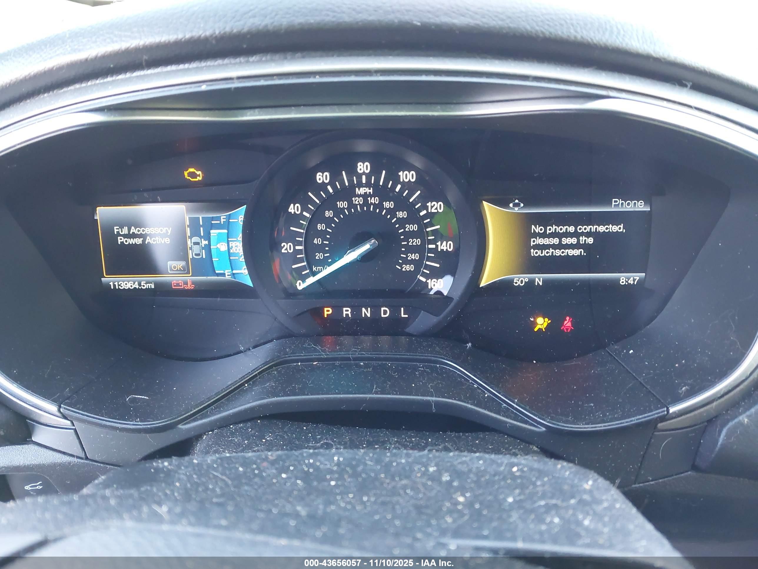 FORD FUSION image 7