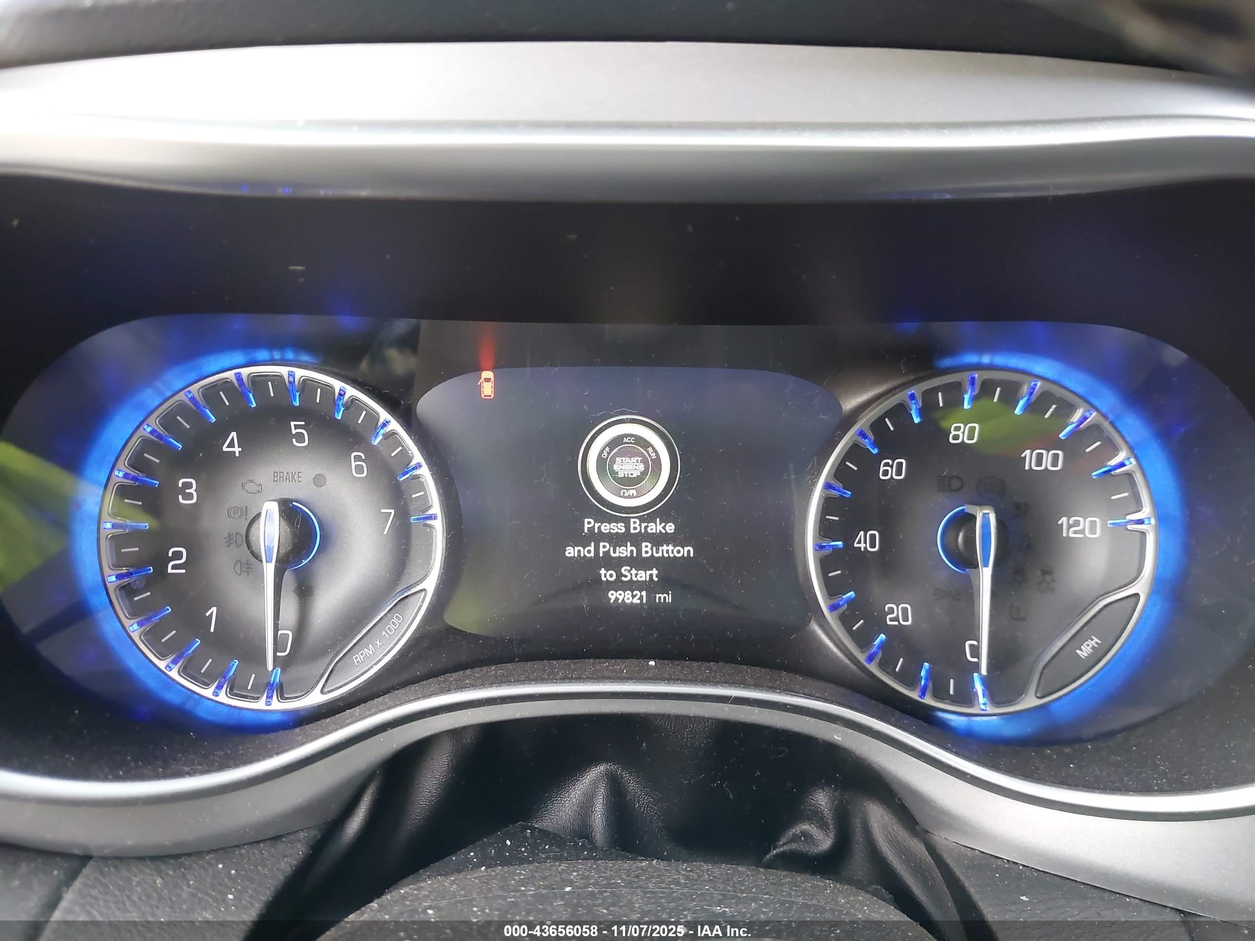 CHRYSLER PACIFICA image 7