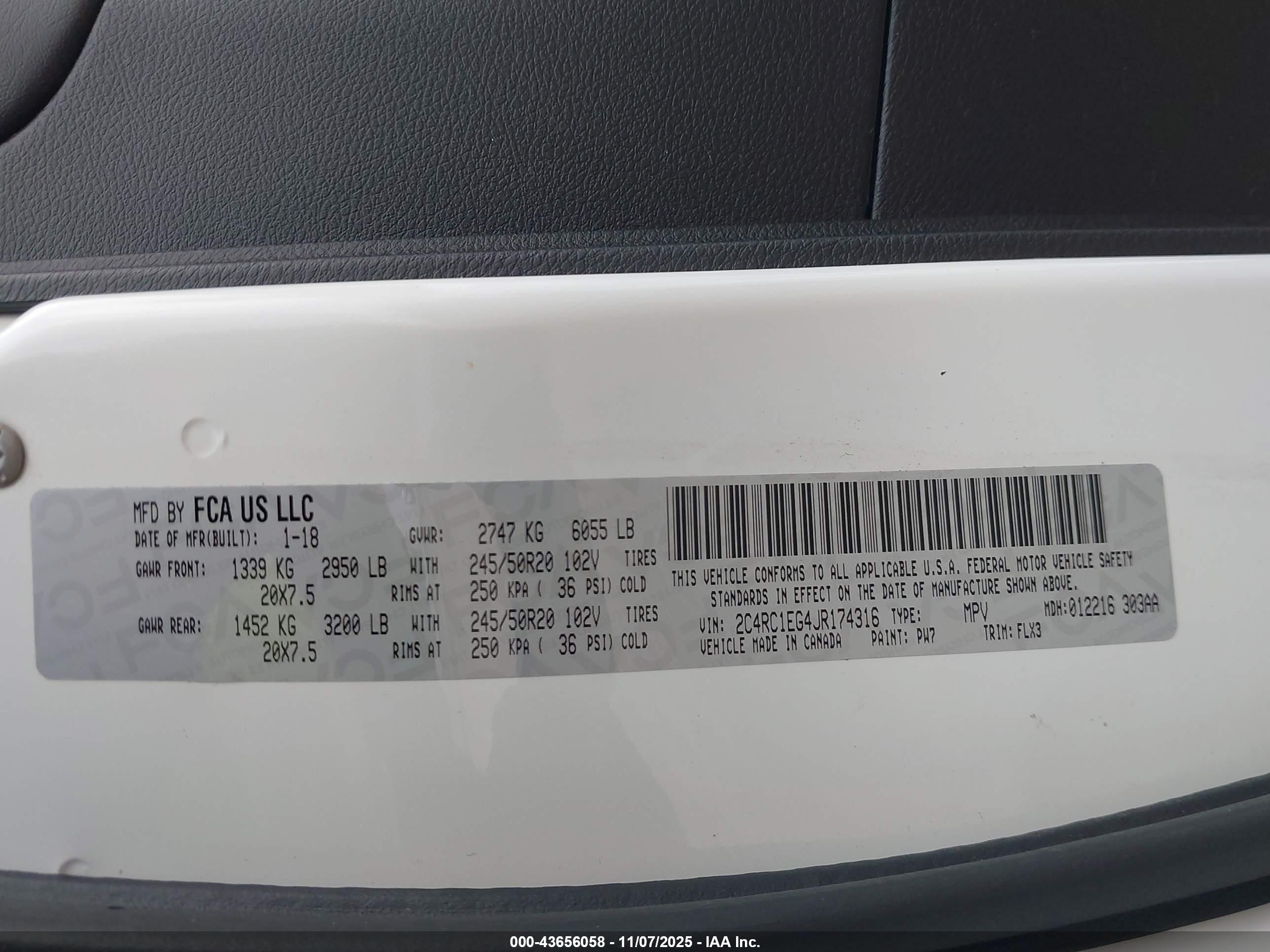 CHRYSLER PACIFICA image 9