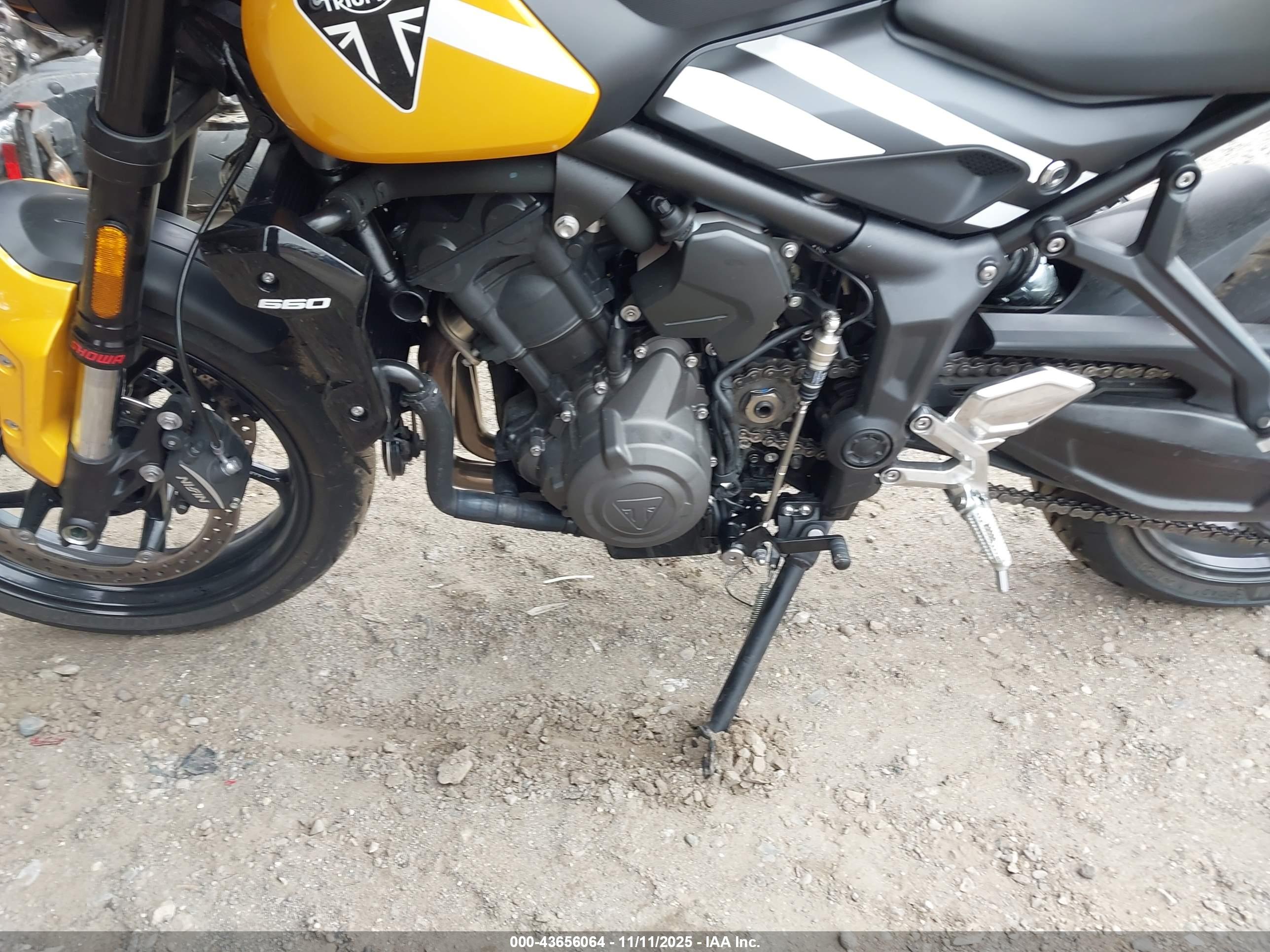 TRIUMPH MOTORCYCLE image 9