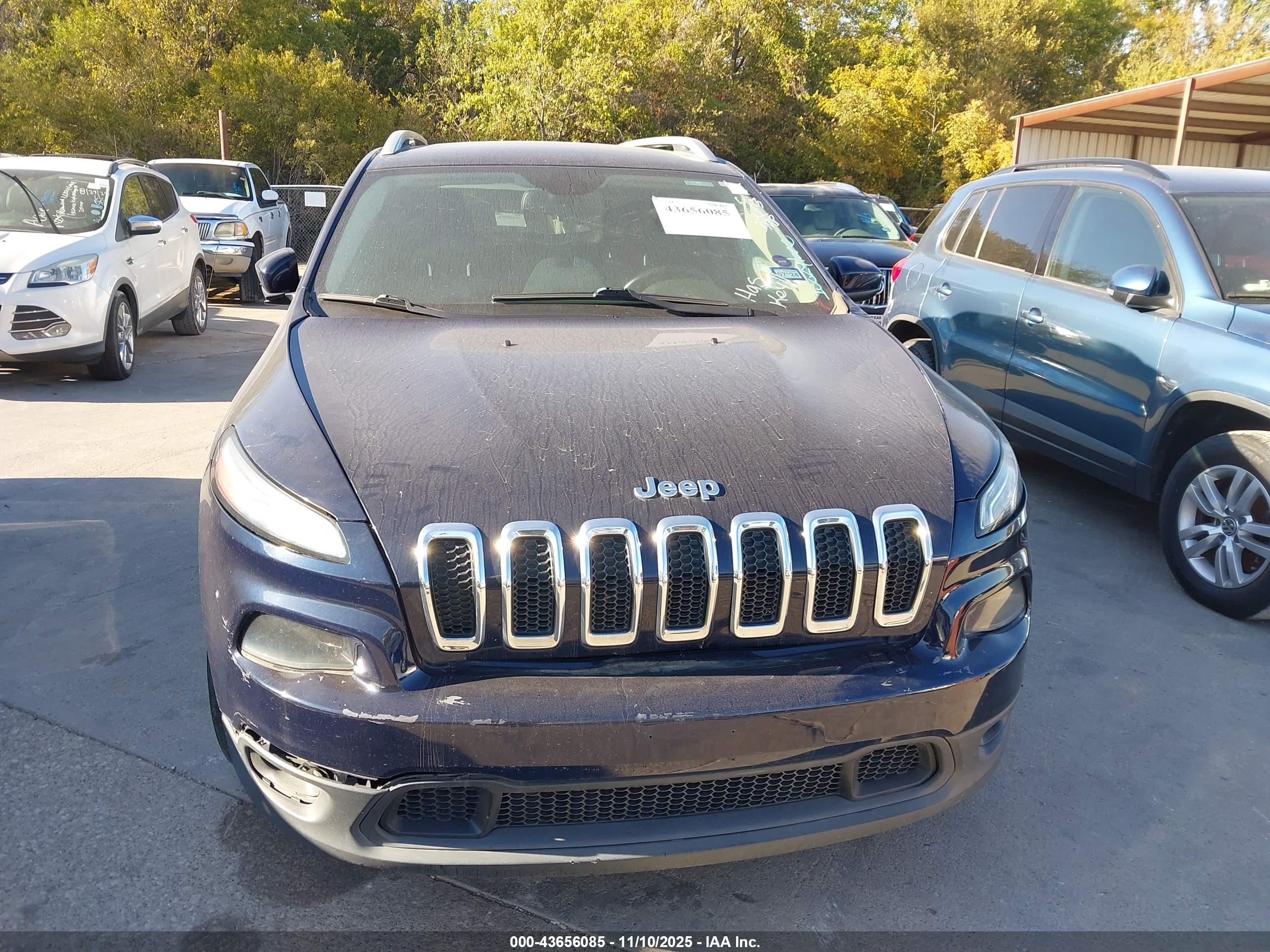 JEEP CHEROKEE image 6
