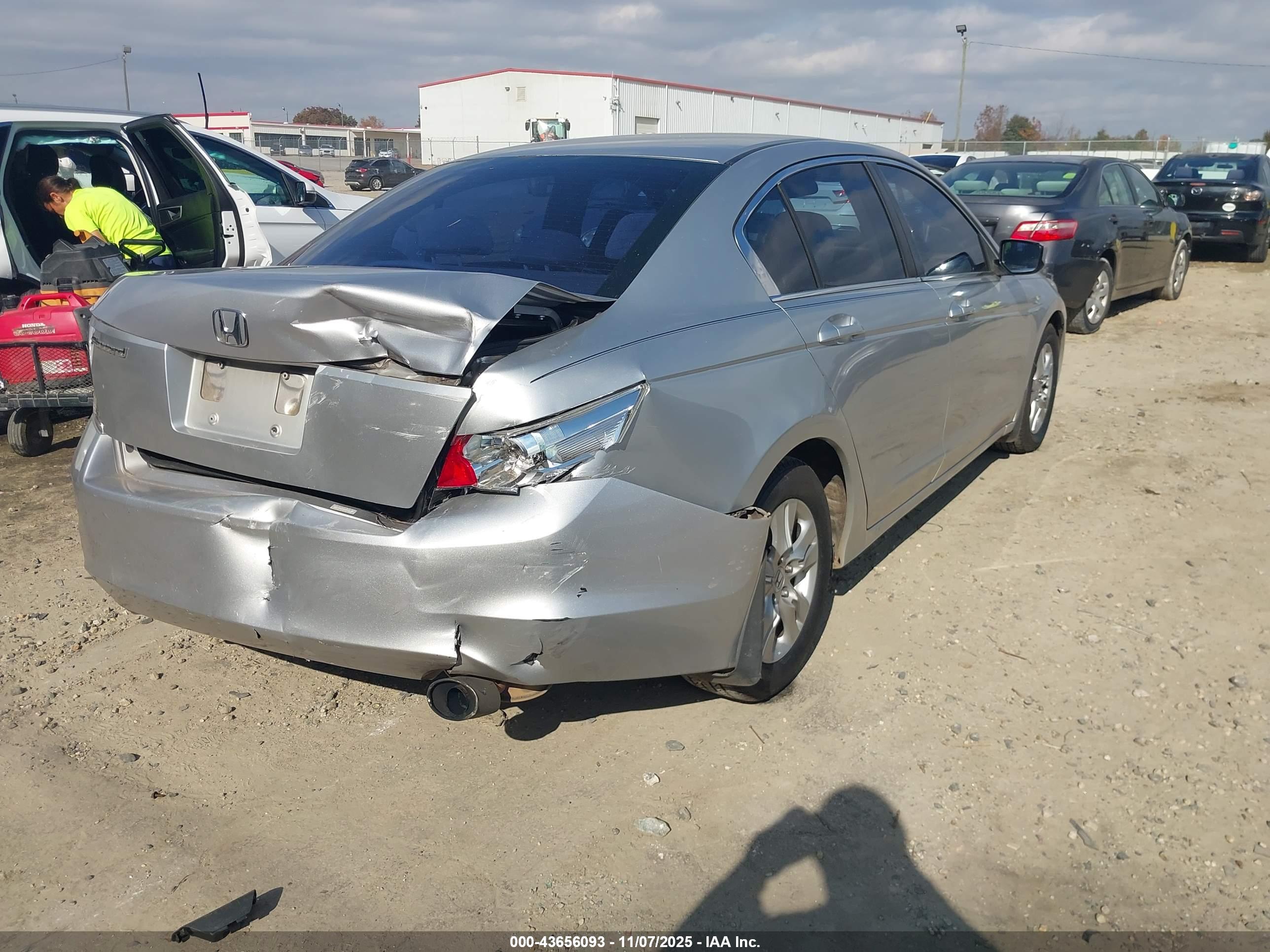 HONDA ACCORD image 4