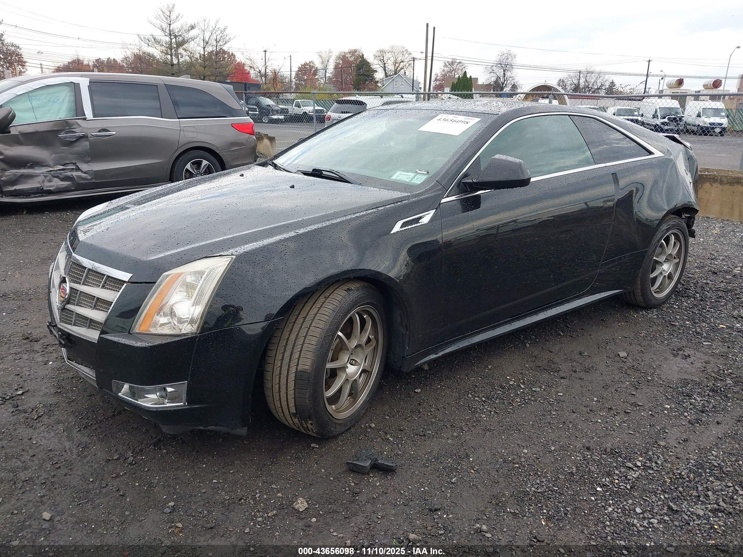 CADILLAC CTS image 2