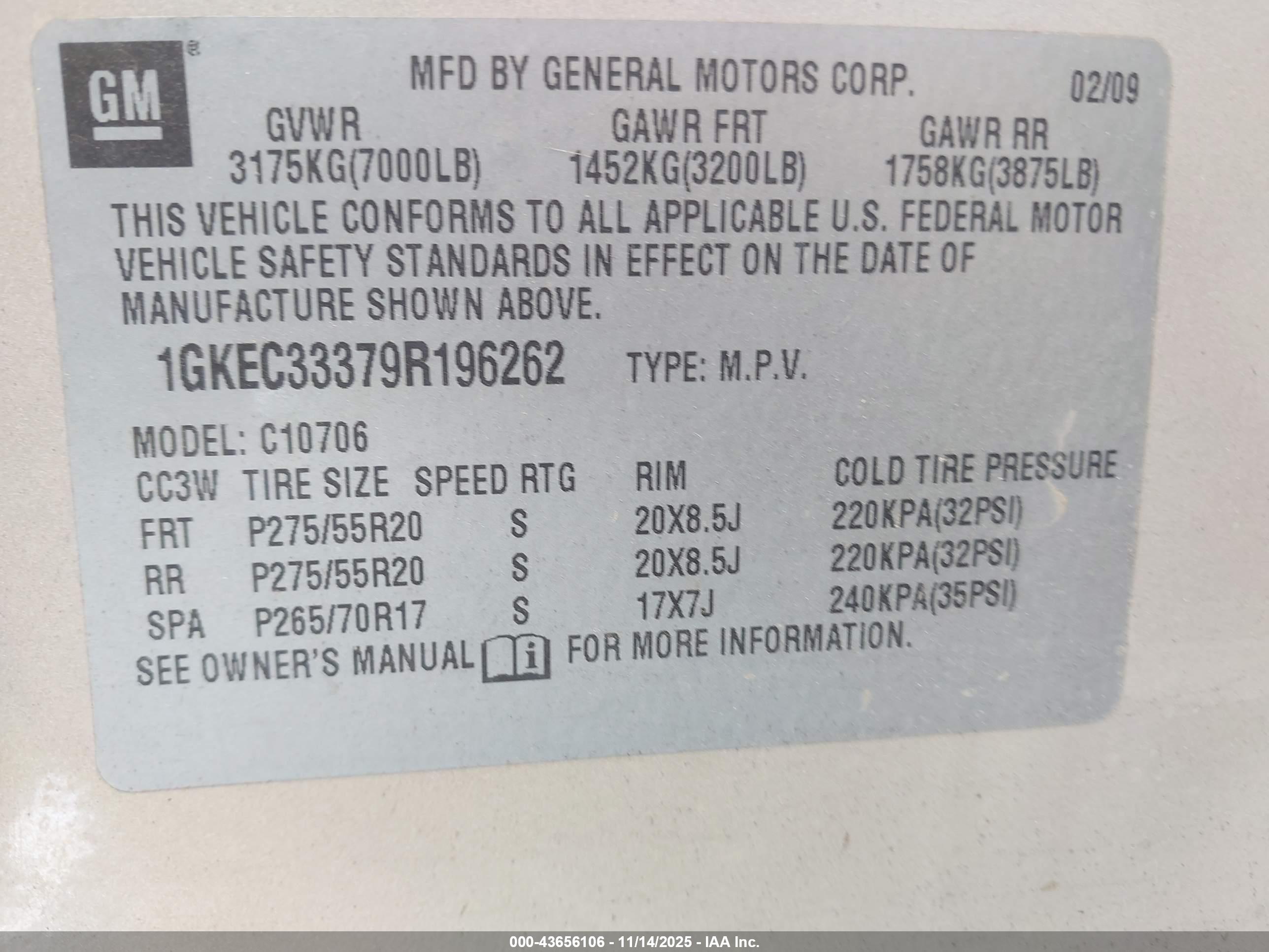 GMC YUKON image 9