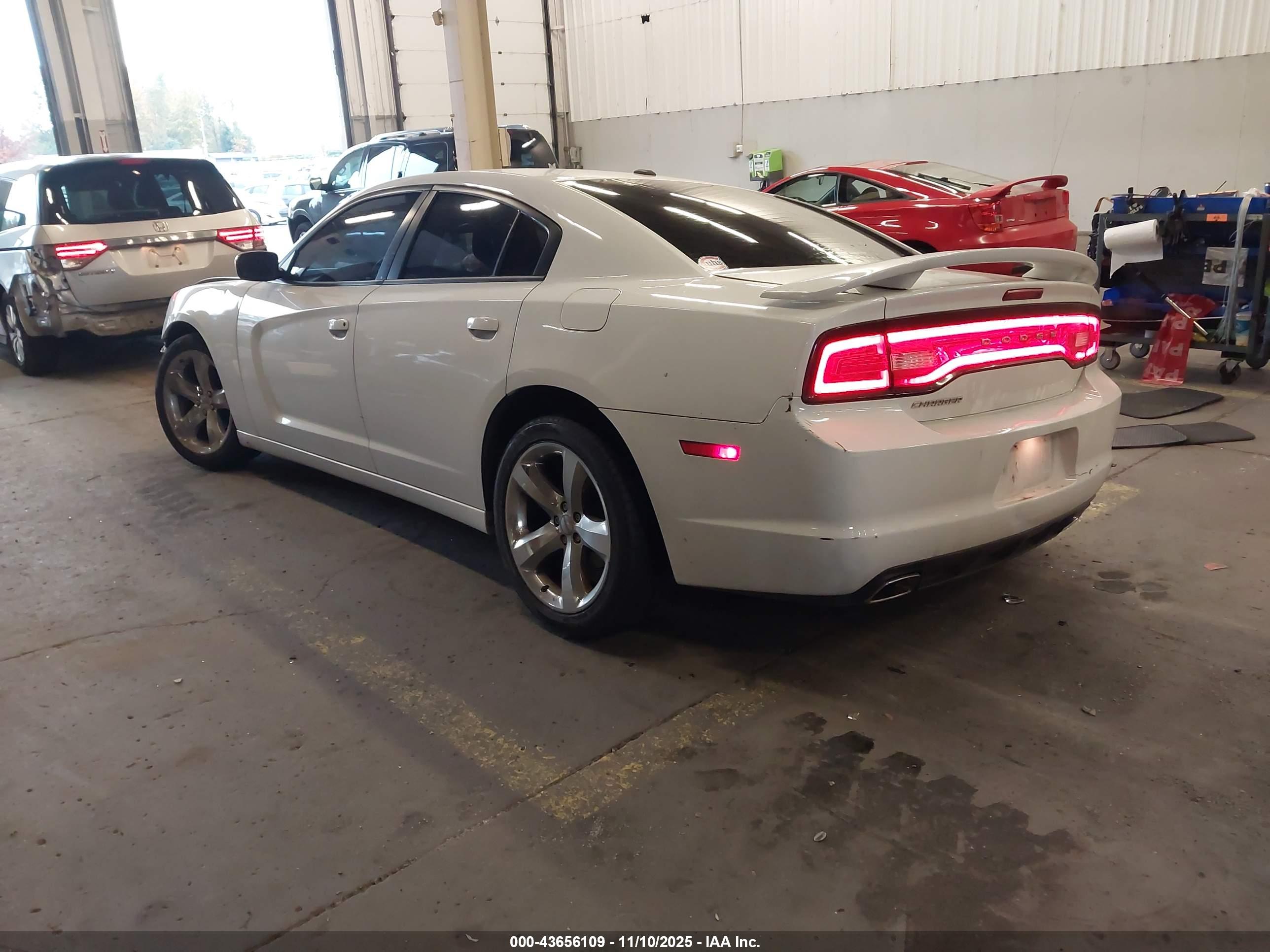 DODGE CHARGER image 3