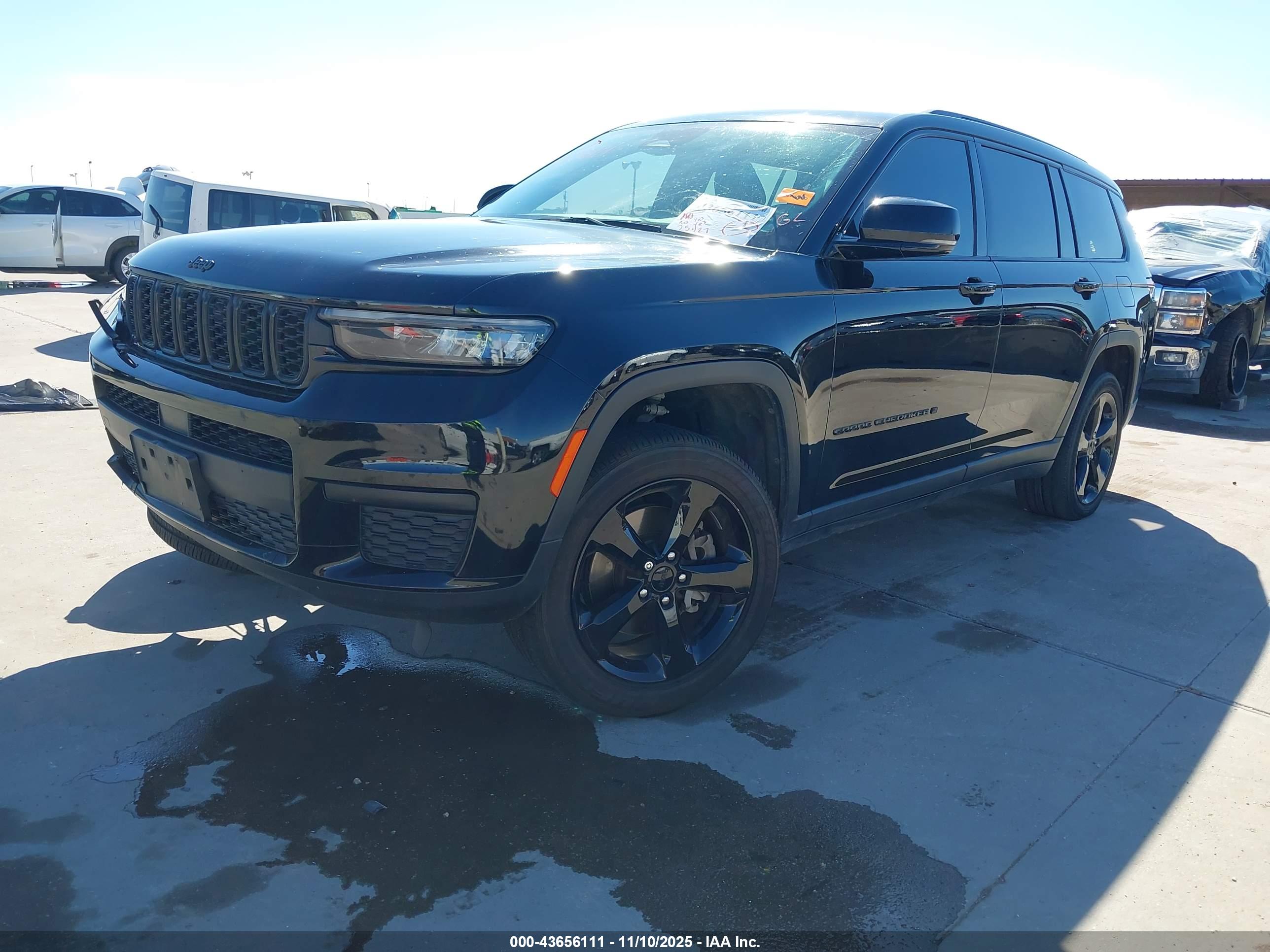 JEEP GRAND image 2