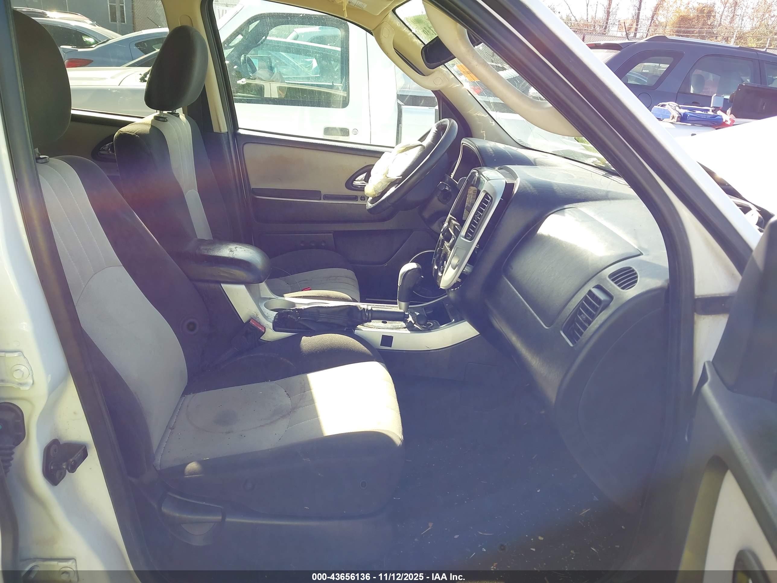MERCURY MARINER image 5