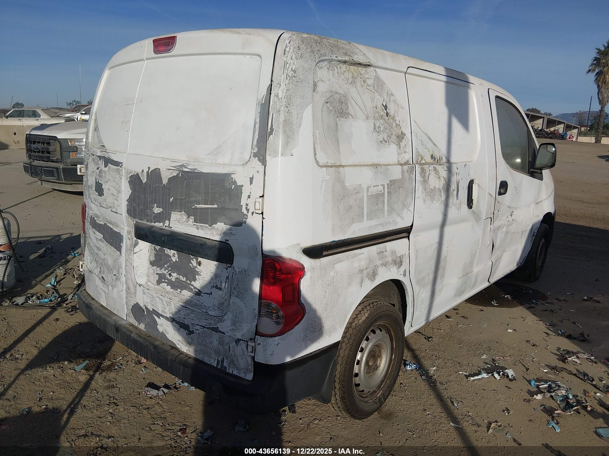 NISSAN NV200 image 4