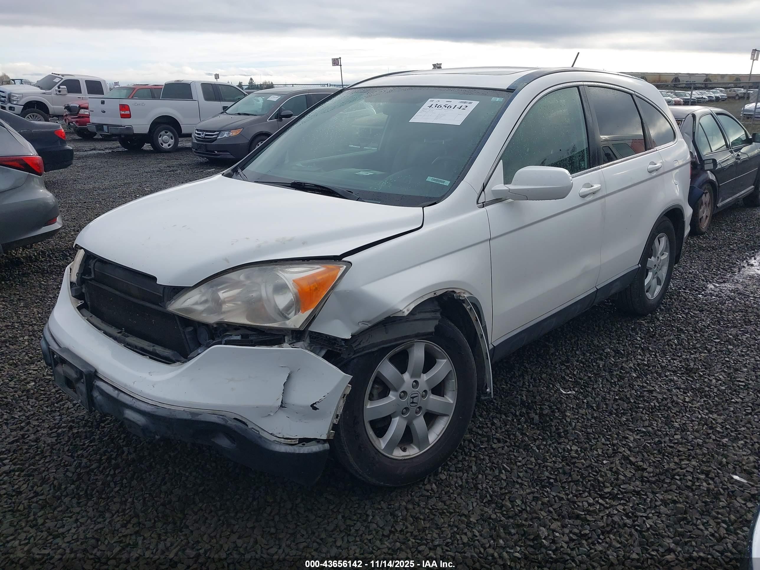 HONDA CR-V image 2