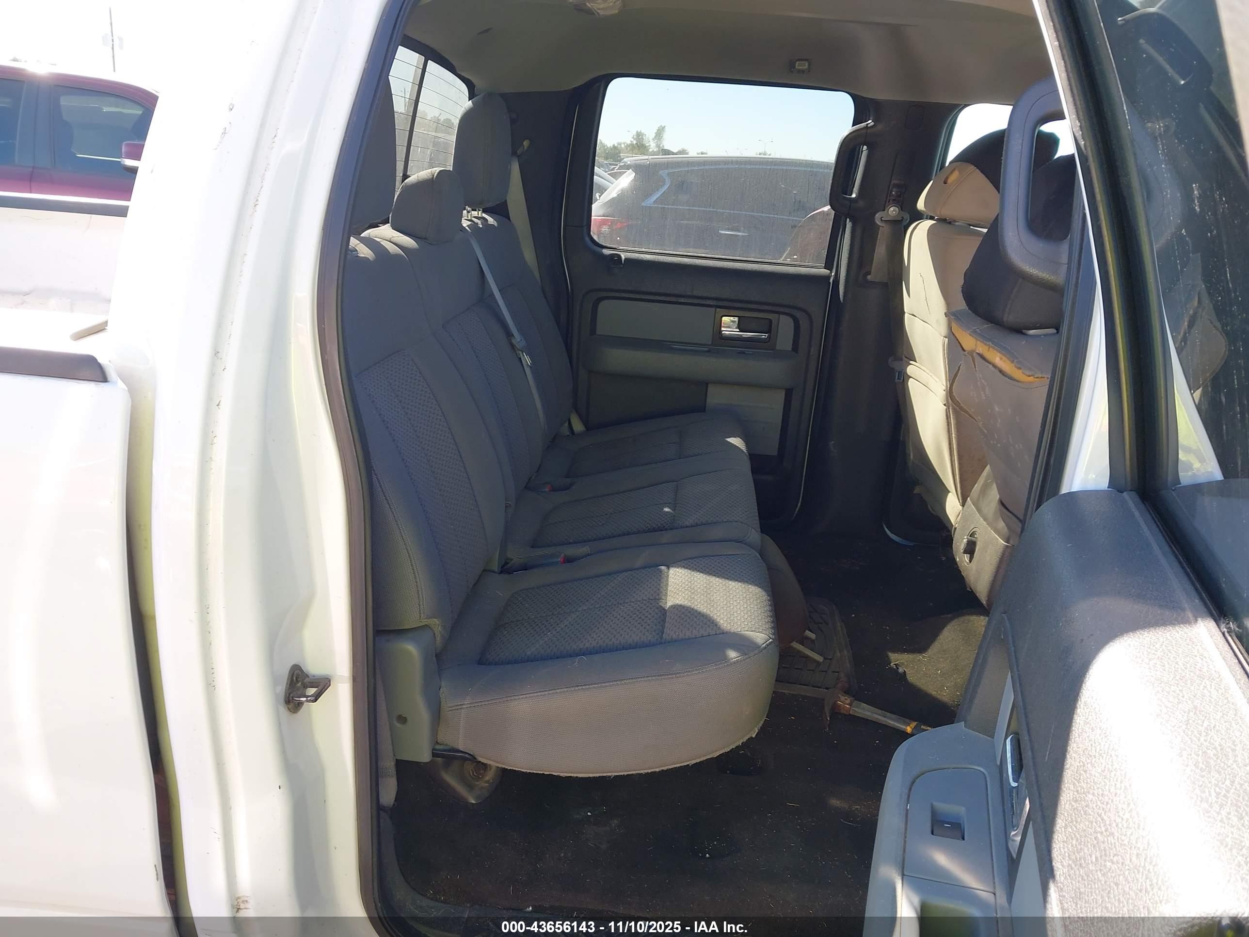 FORD F-150 image 8