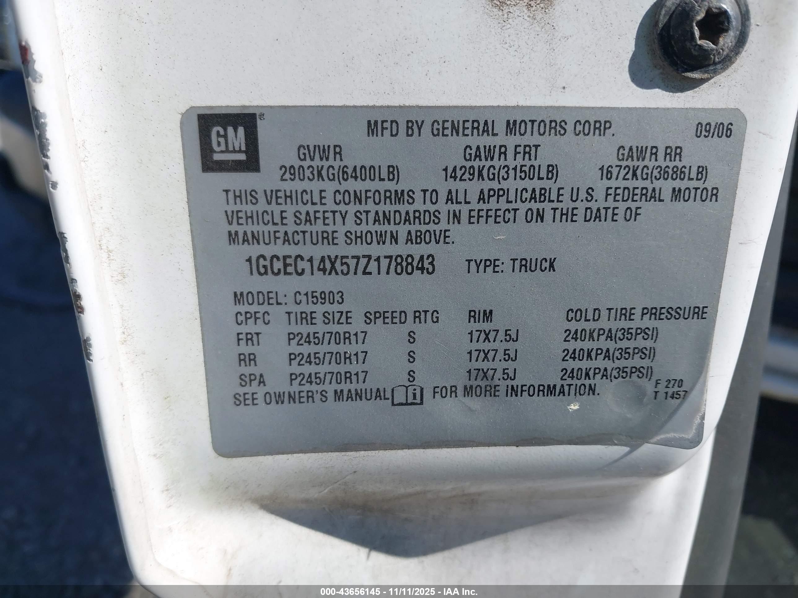 CHEVROLET SILVERADO image 9