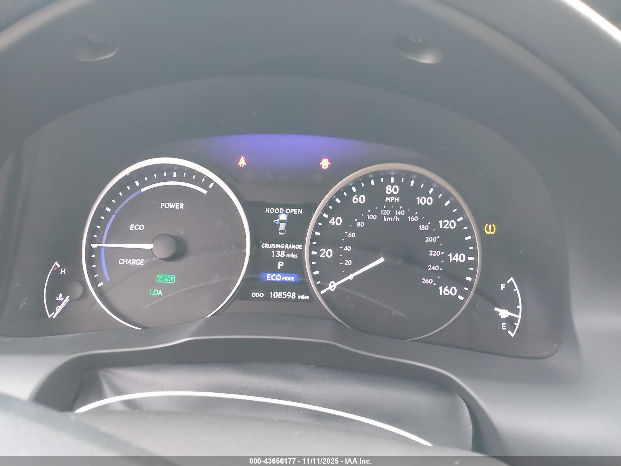 LEXUS ES image 7