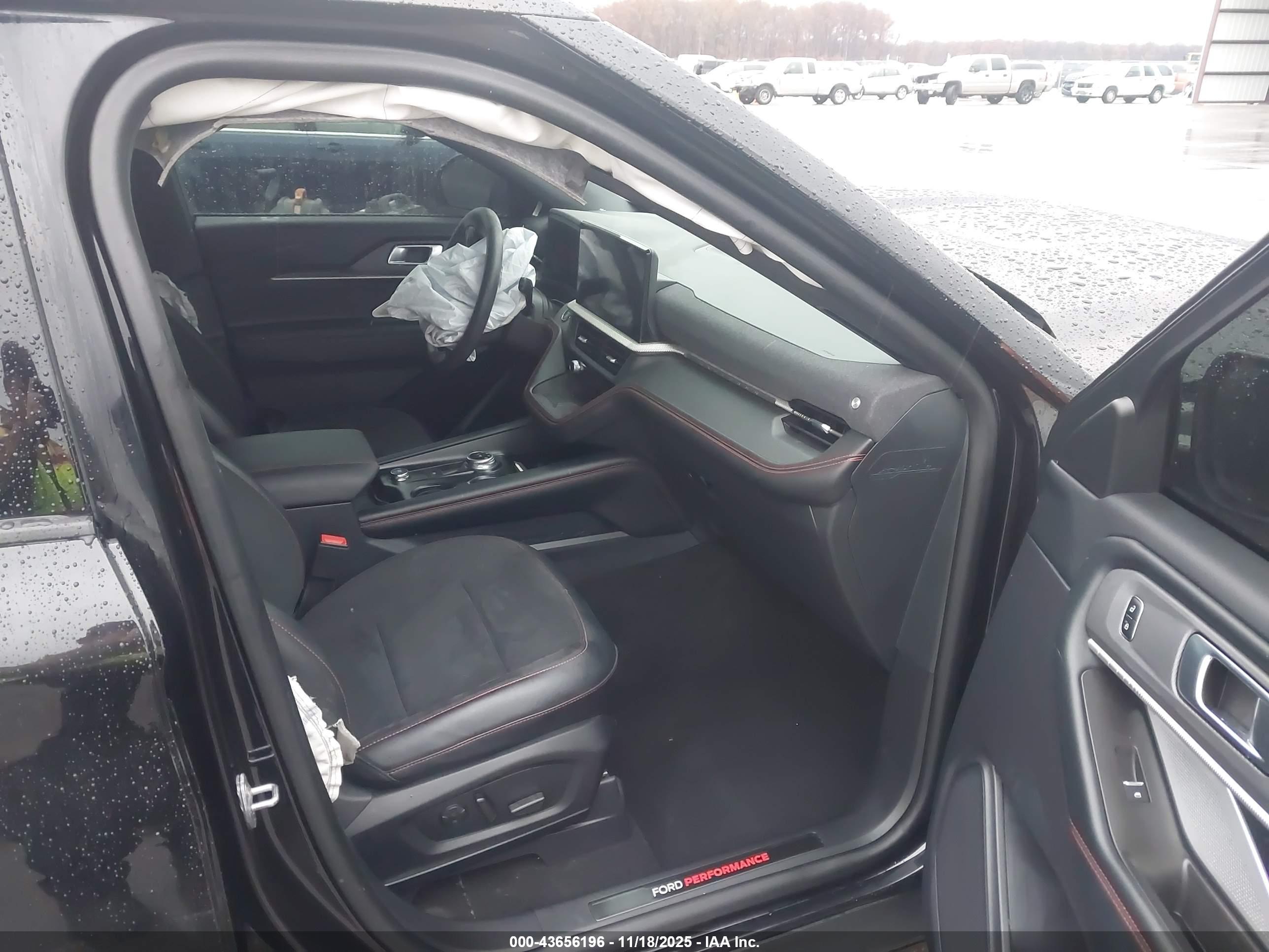 FORD EXPLORER image 5
