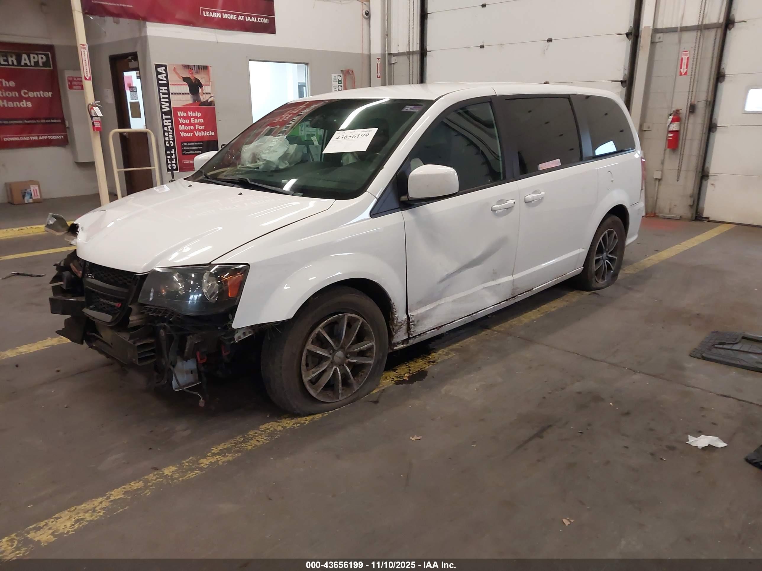 DODGE GRAND image 2