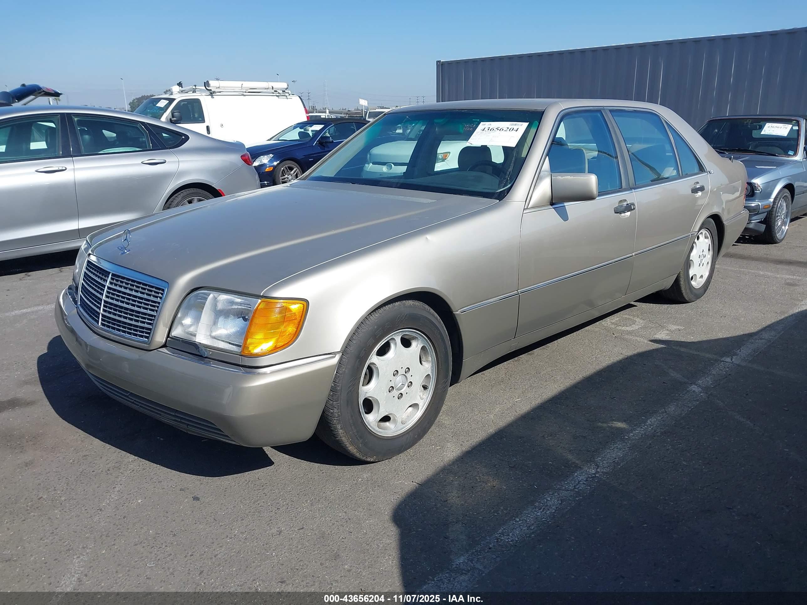 MERCEDES-BENZ S image 2