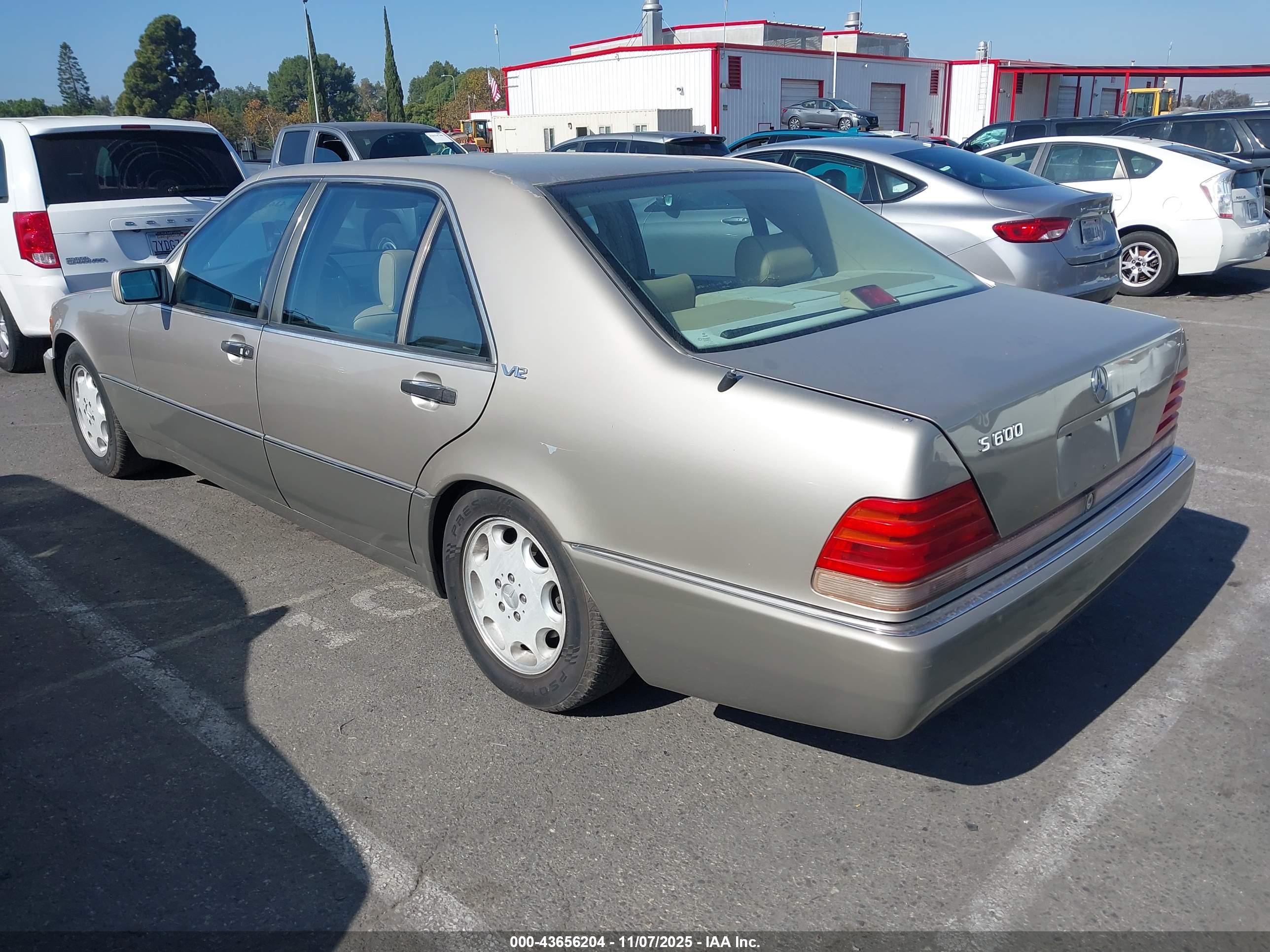 MERCEDES-BENZ S image 3