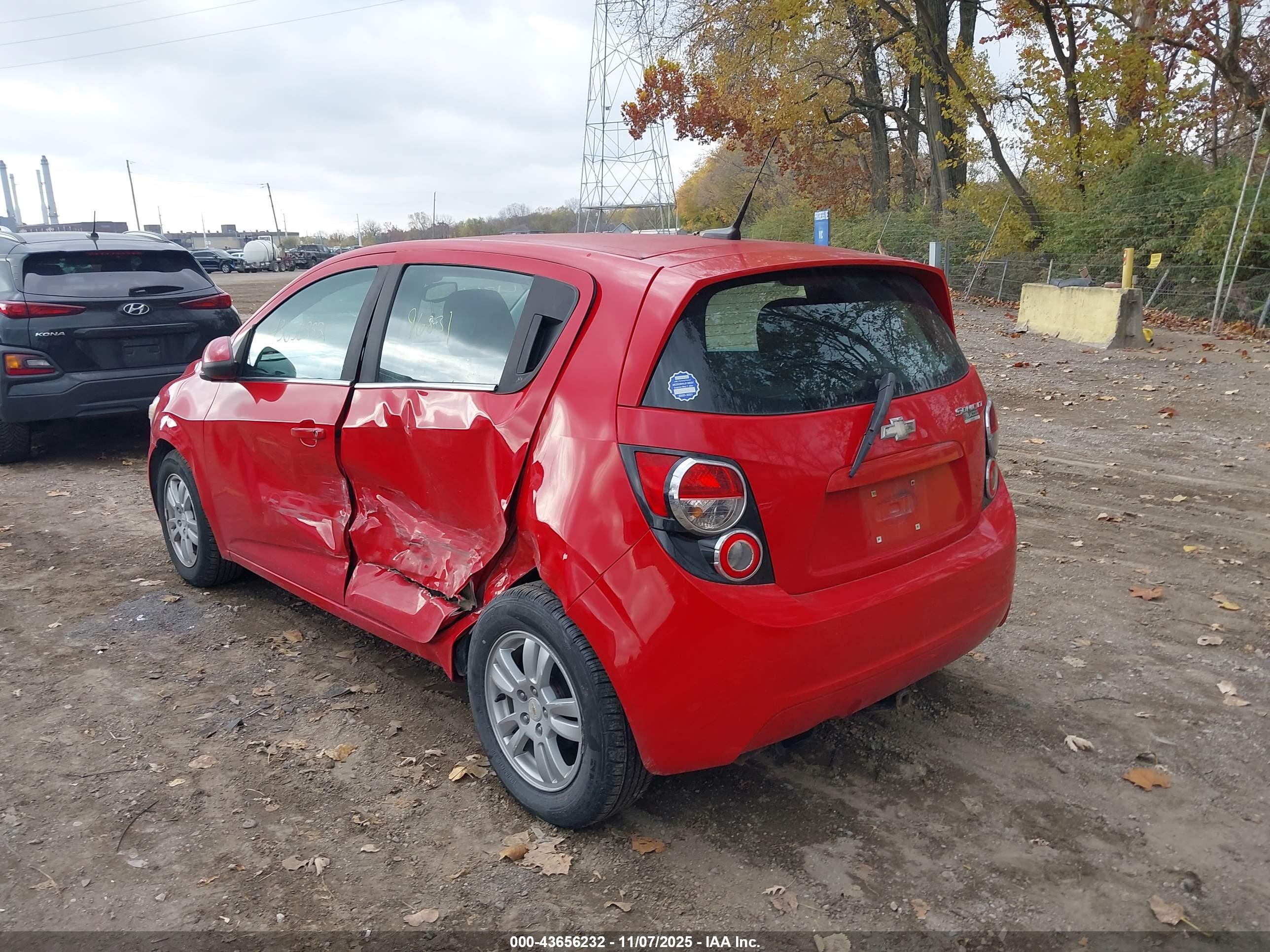 CHEVROLET SONIC image 3