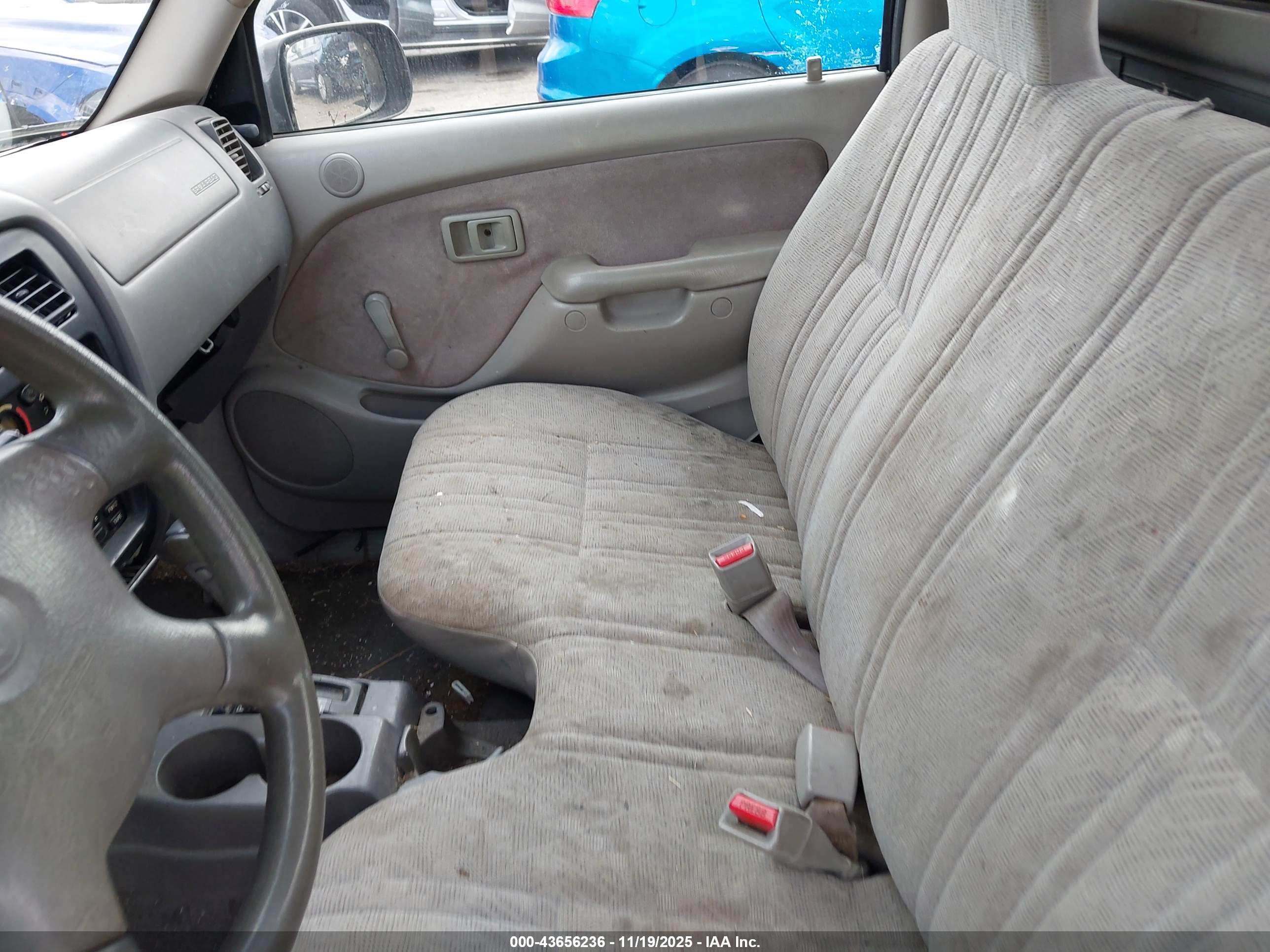TOYOTA TACOMA image 5