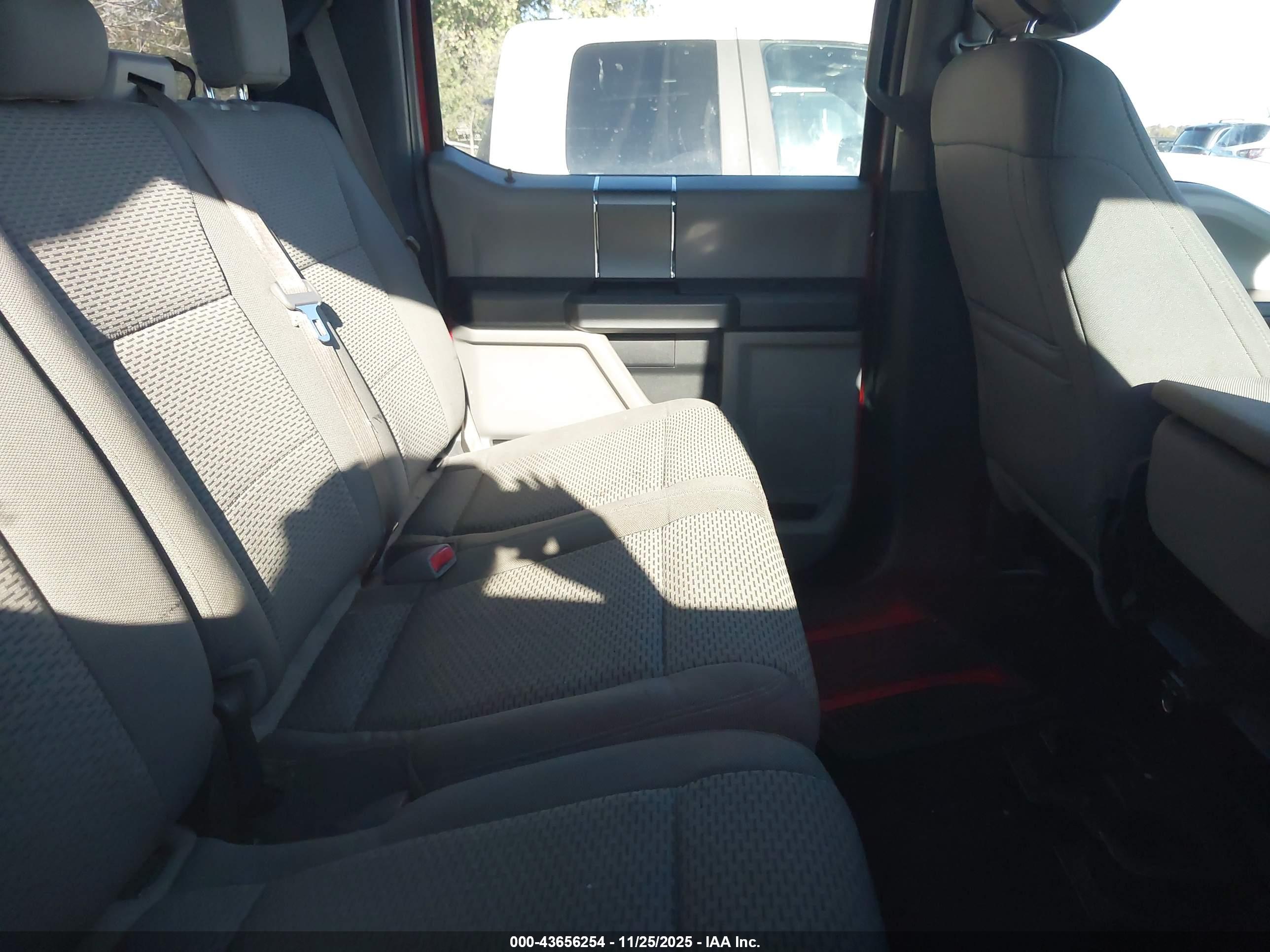 FORD F-150 image 8
