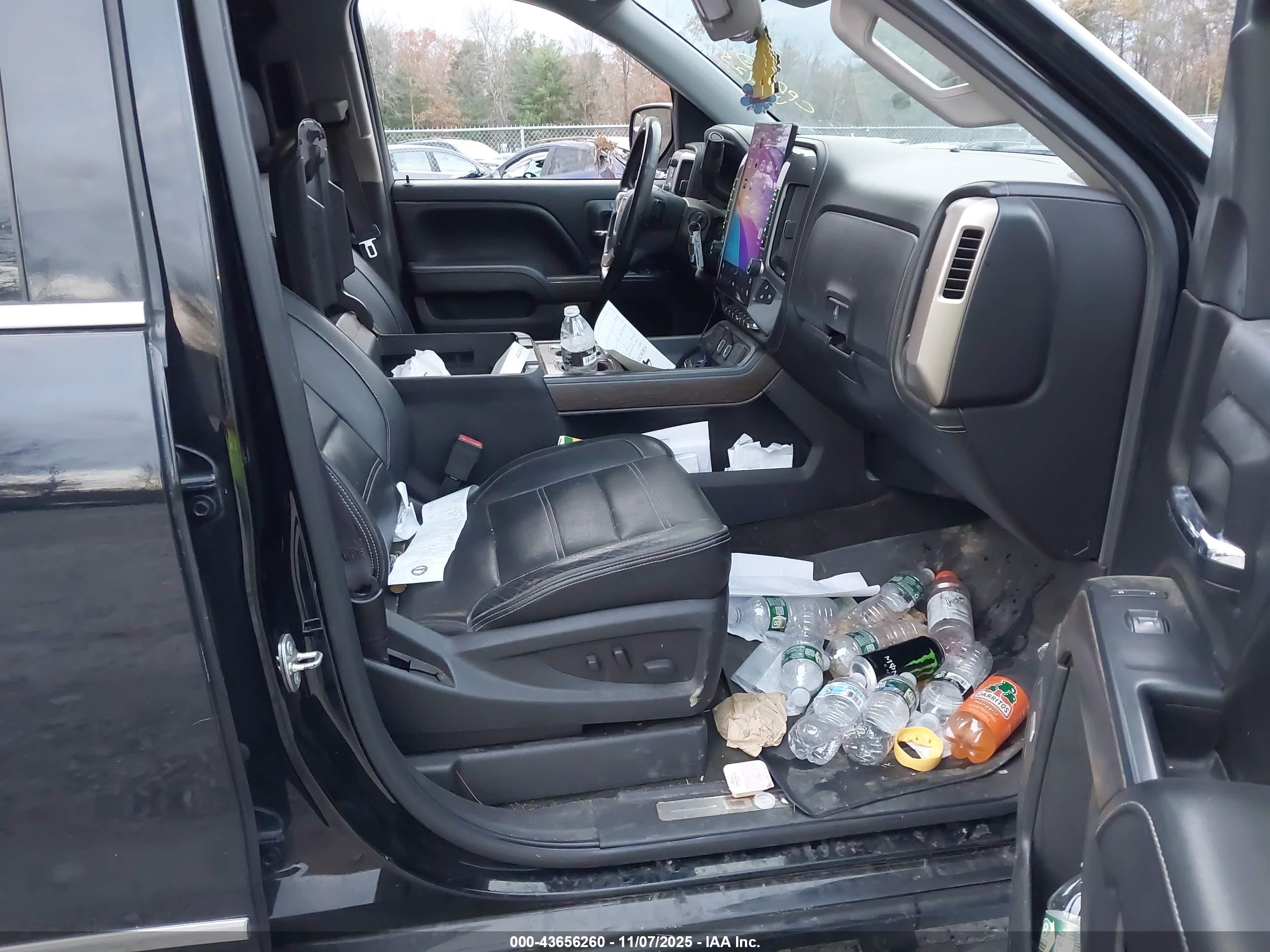 GMC SIERRA image 5