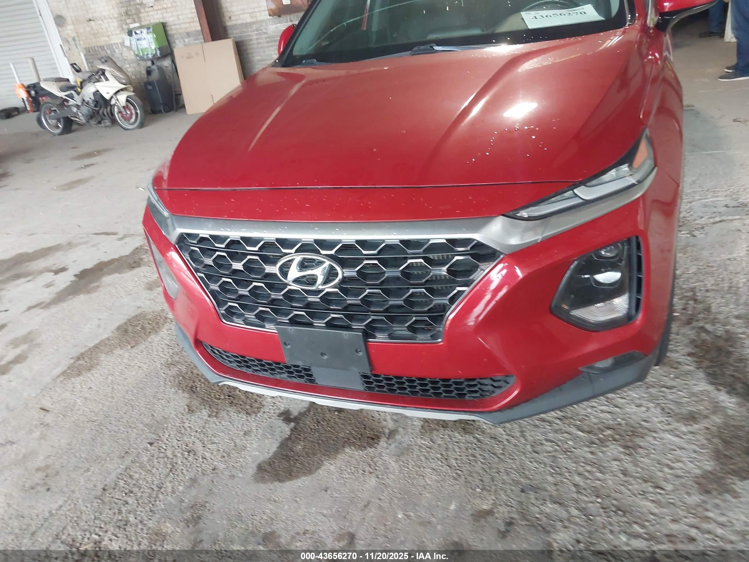 HYUNDAI SANTA image 6