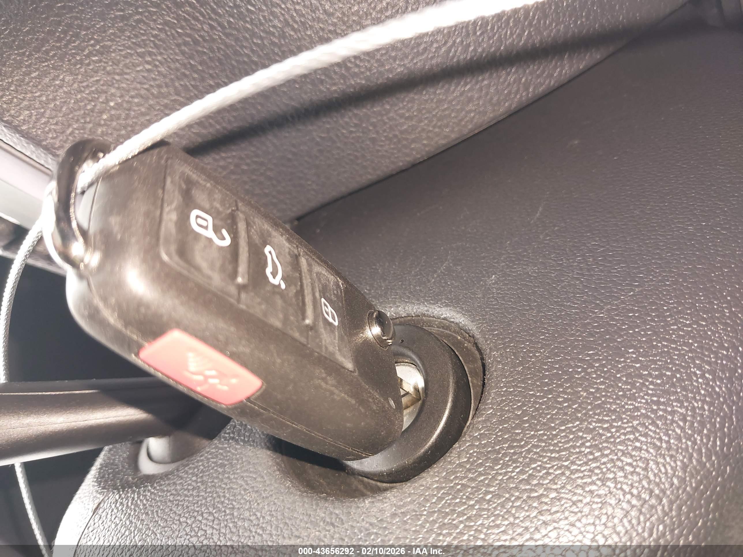 VOLKSWAGEN PASSAT image 11