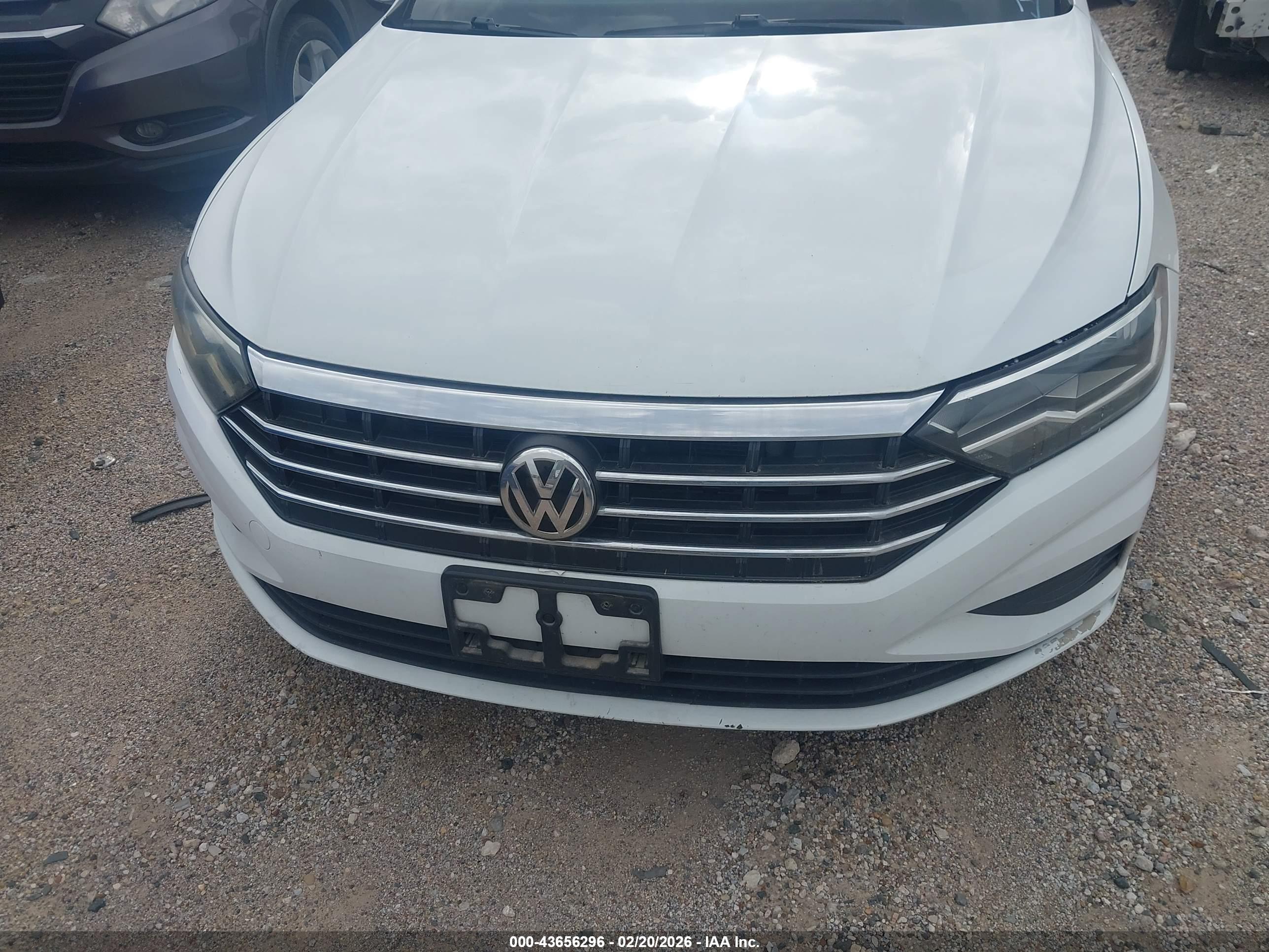 VOLKSWAGEN JETTA image 6