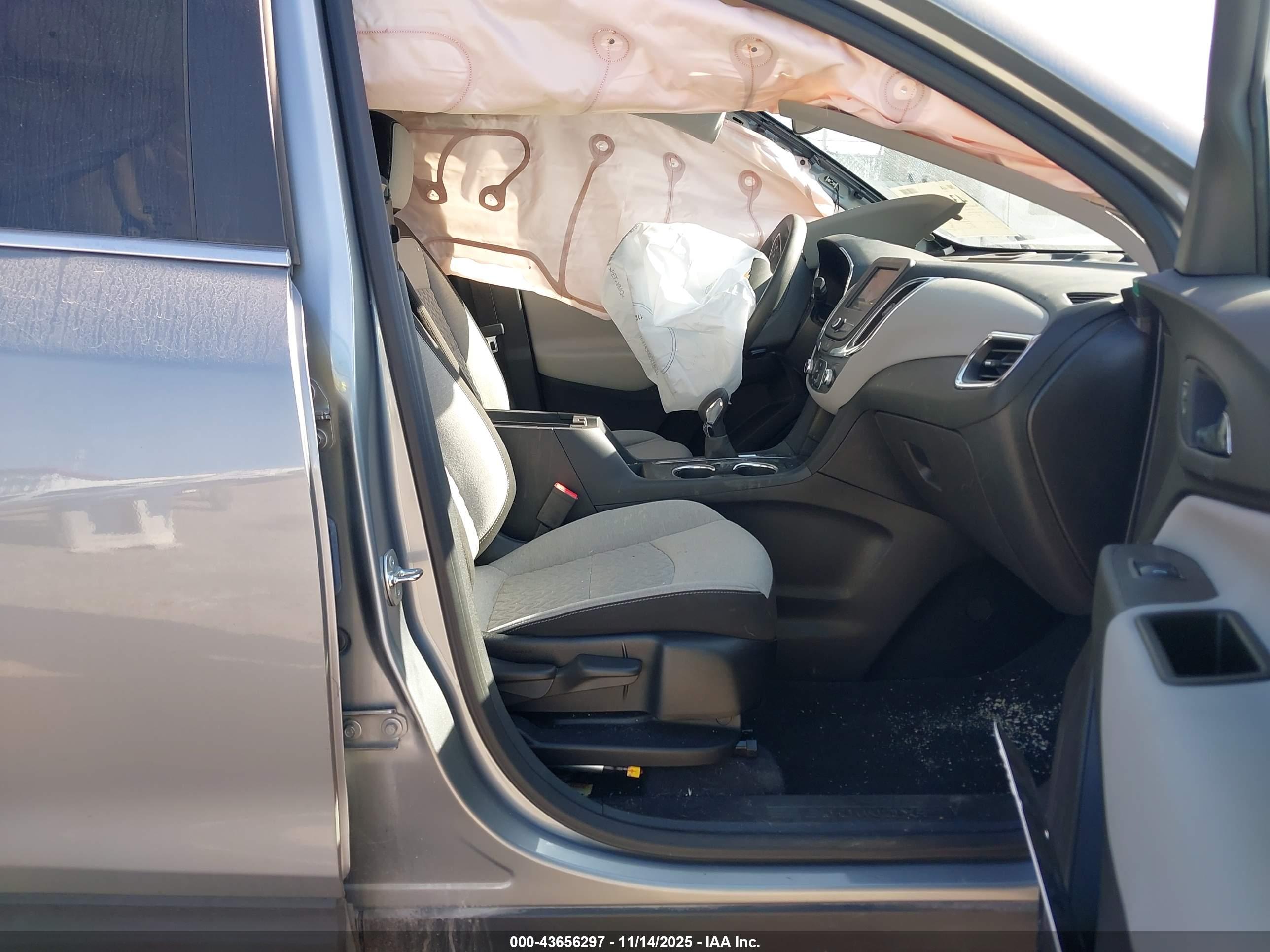 CHEVROLET EQUINOX image 5