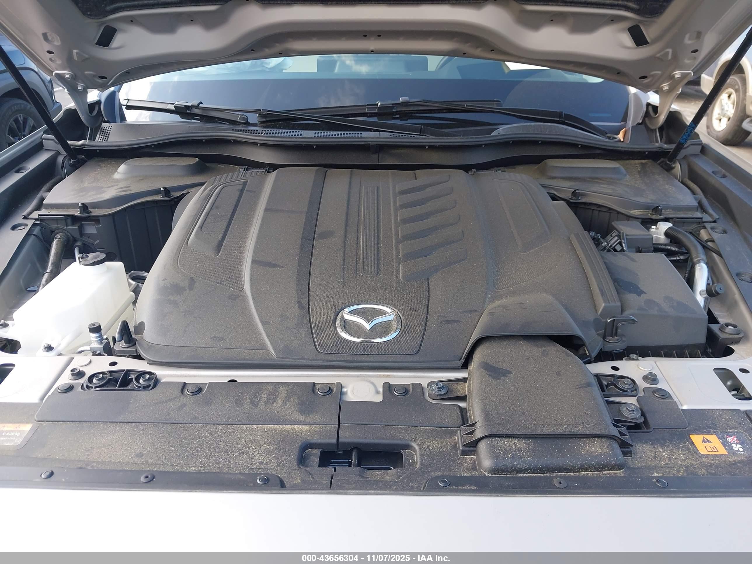 MAZDA CX-90 image 10