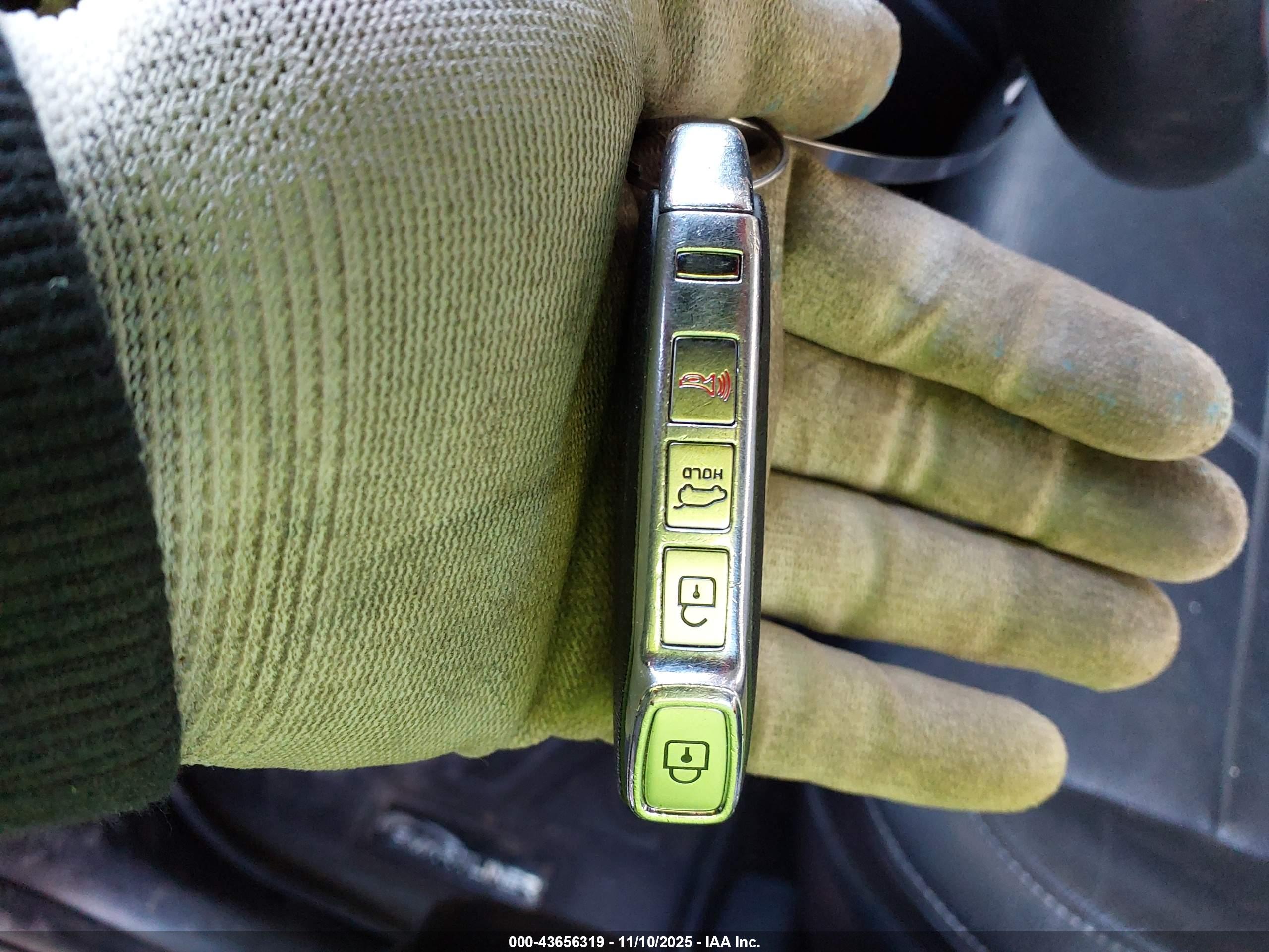 KIA TELLURIDE image 11