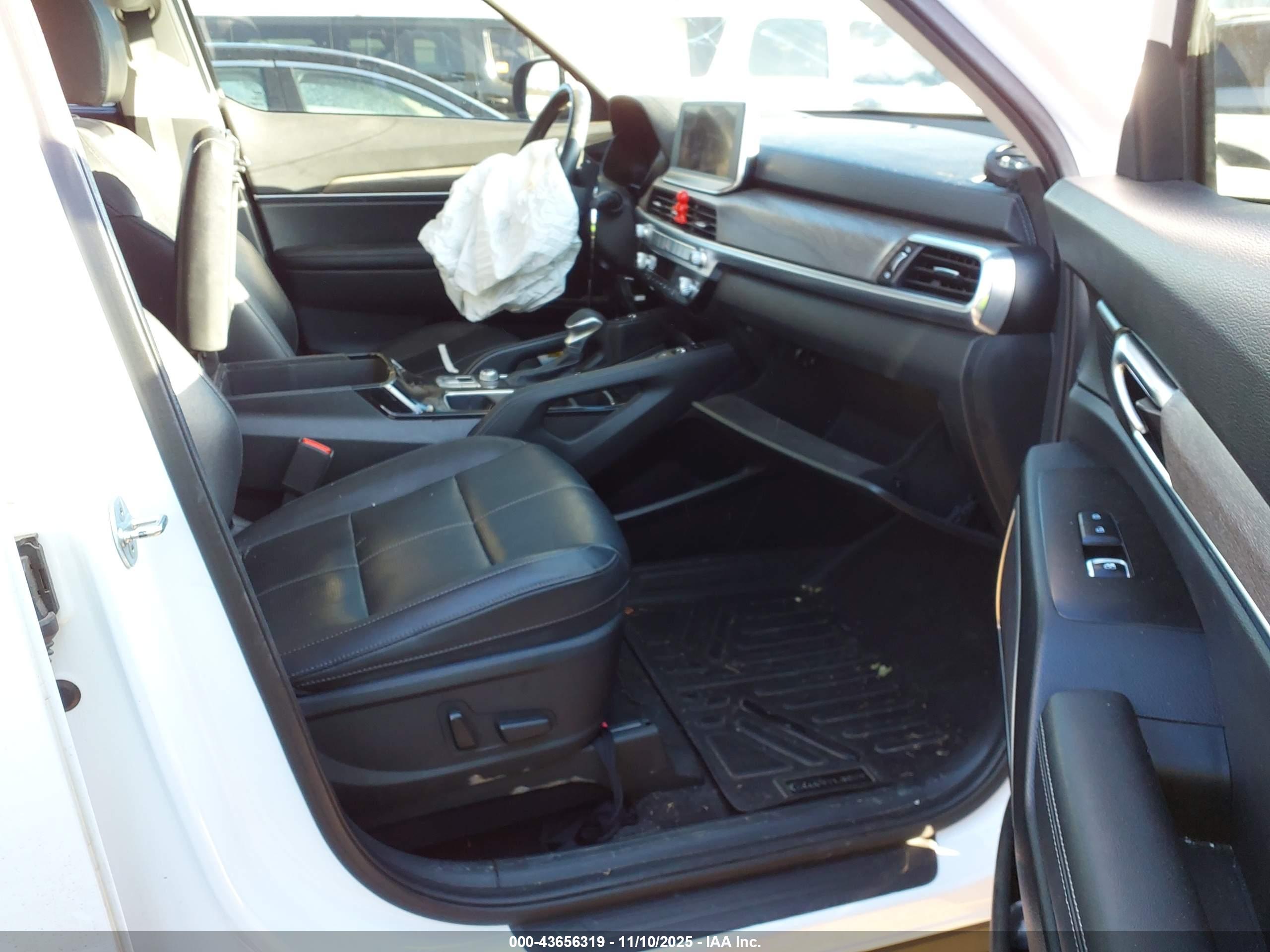 KIA TELLURIDE image 5