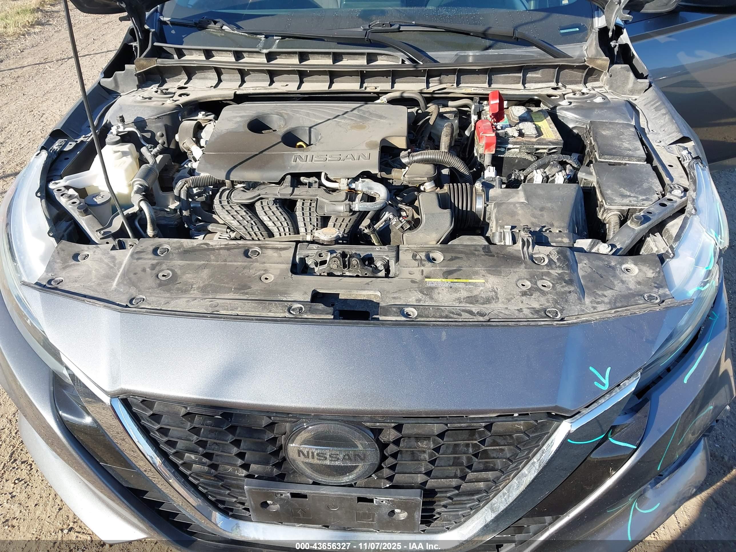 NISSAN ALTIMA image 10