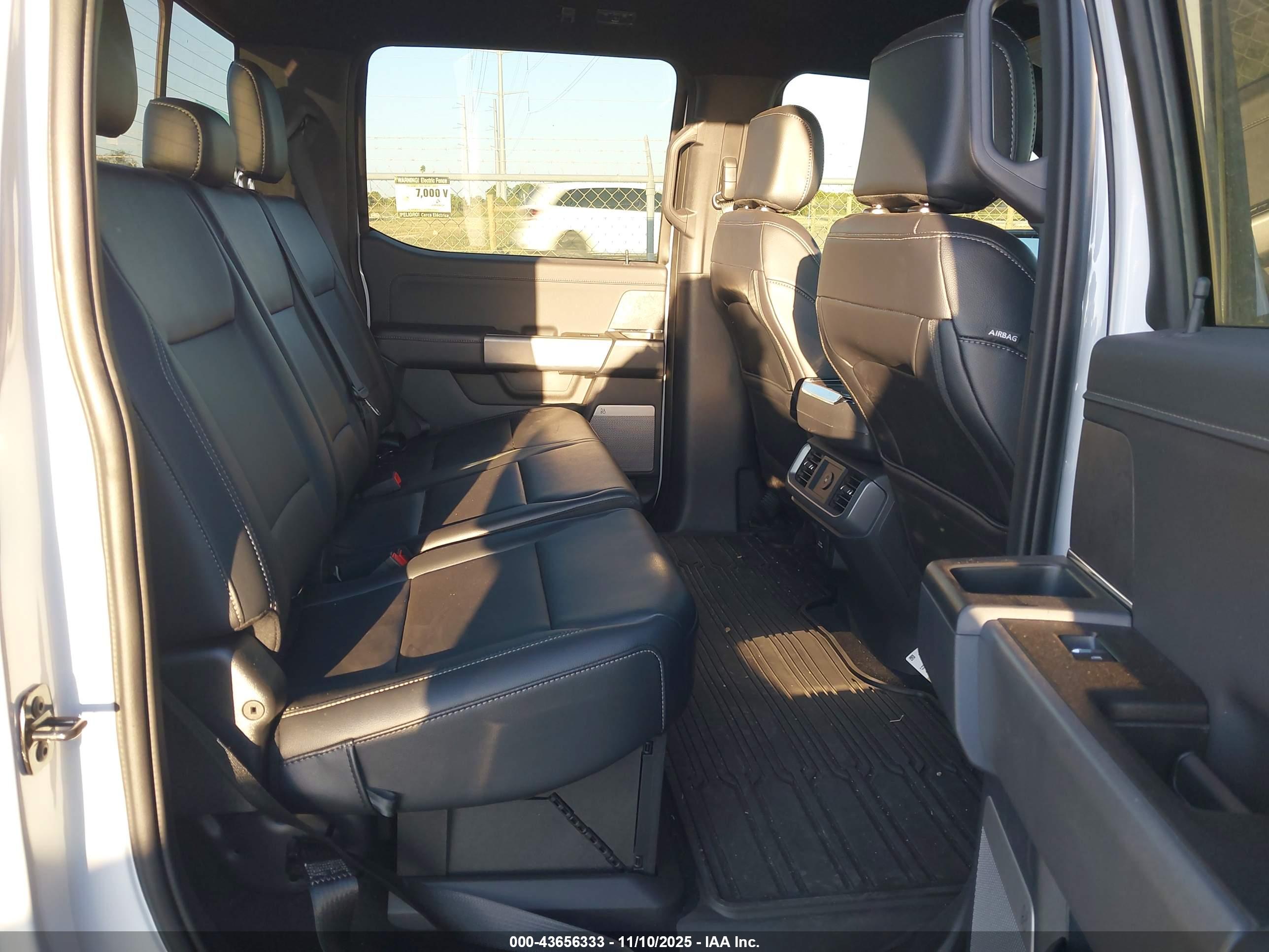 FORD F-150 image 8