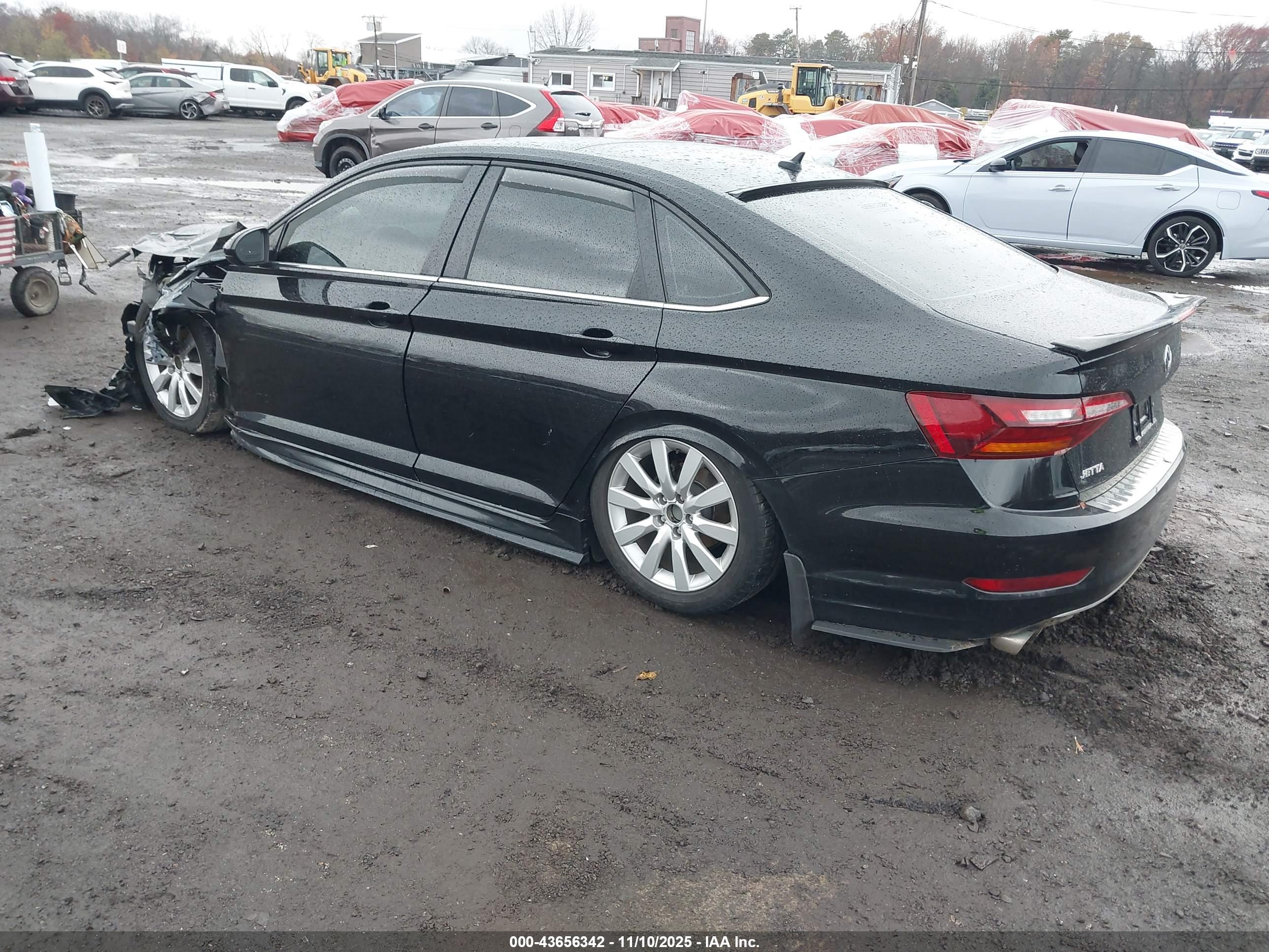 VOLKSWAGEN JETTA image 3