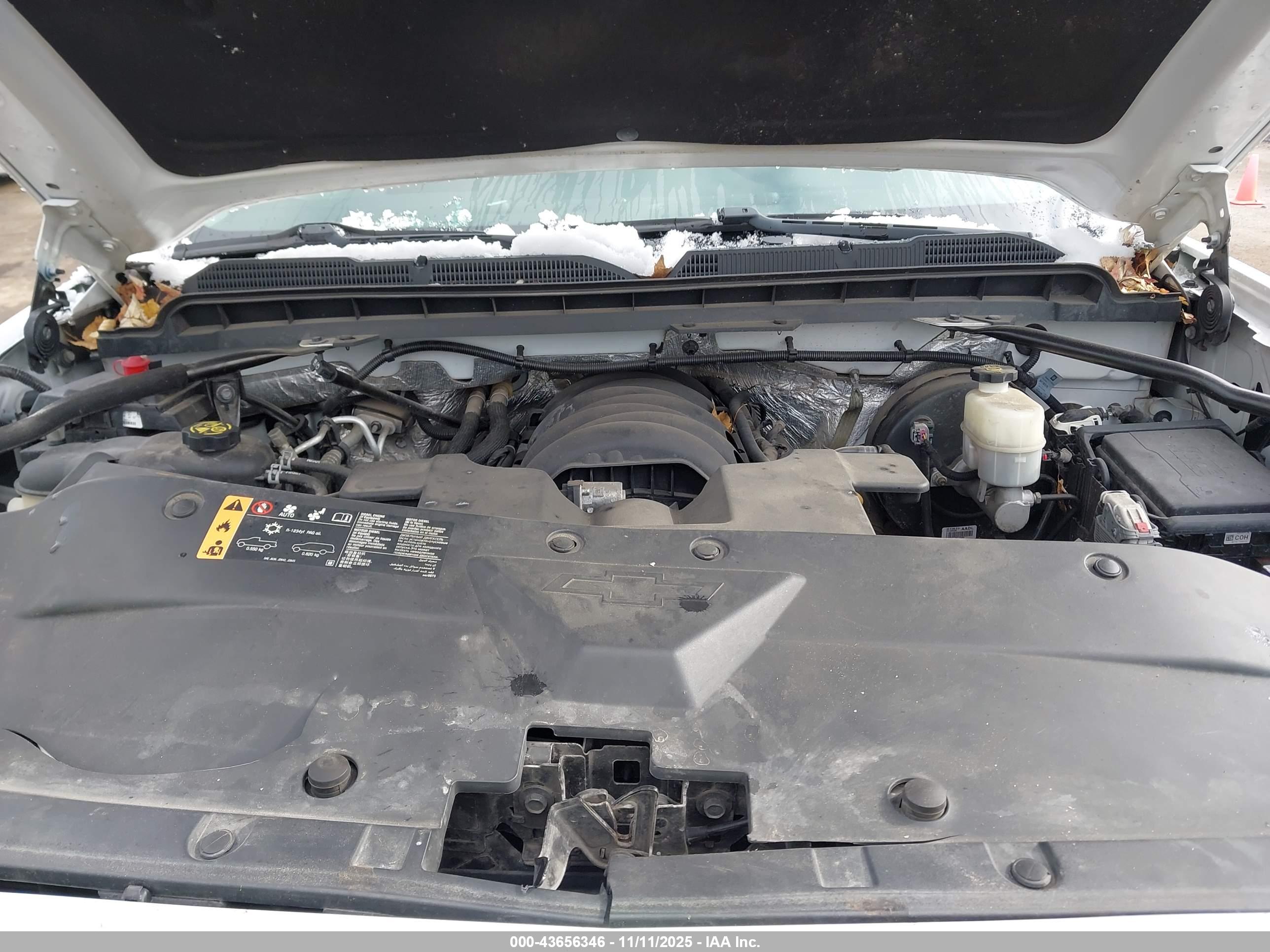 CHEVROLET SILVERADO image 10
