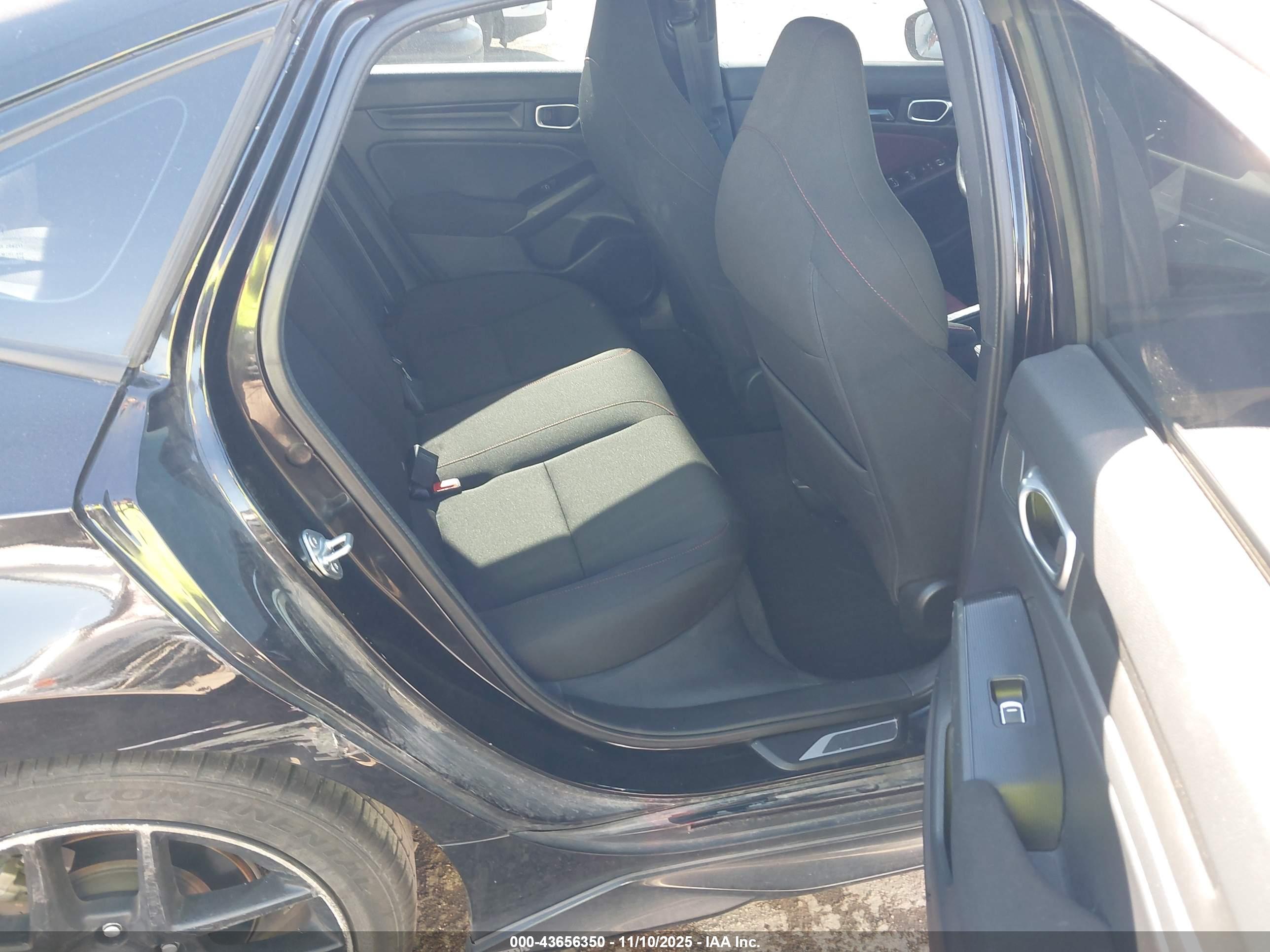 HONDA CIVIC image 8
