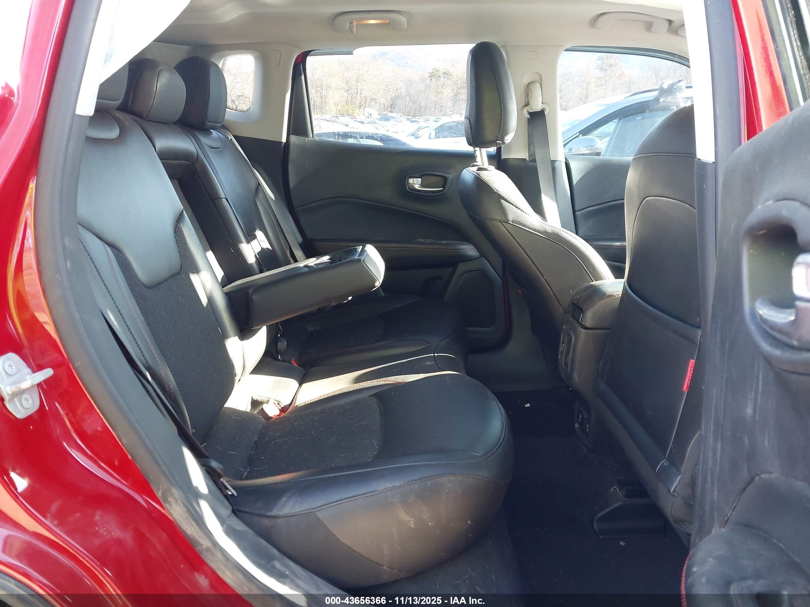 JEEP COMPASS image 8