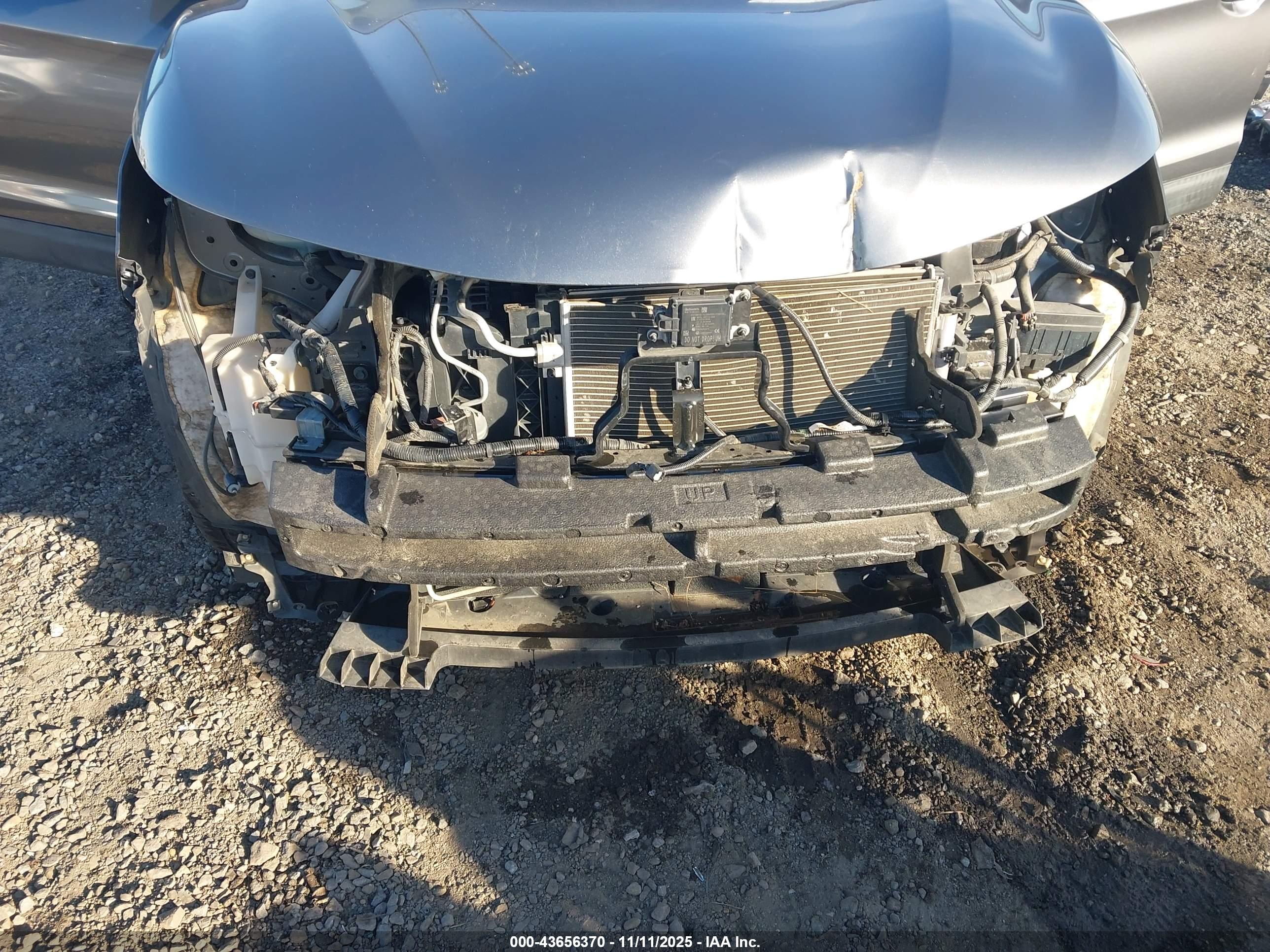 NISSAN ROGUE image 6