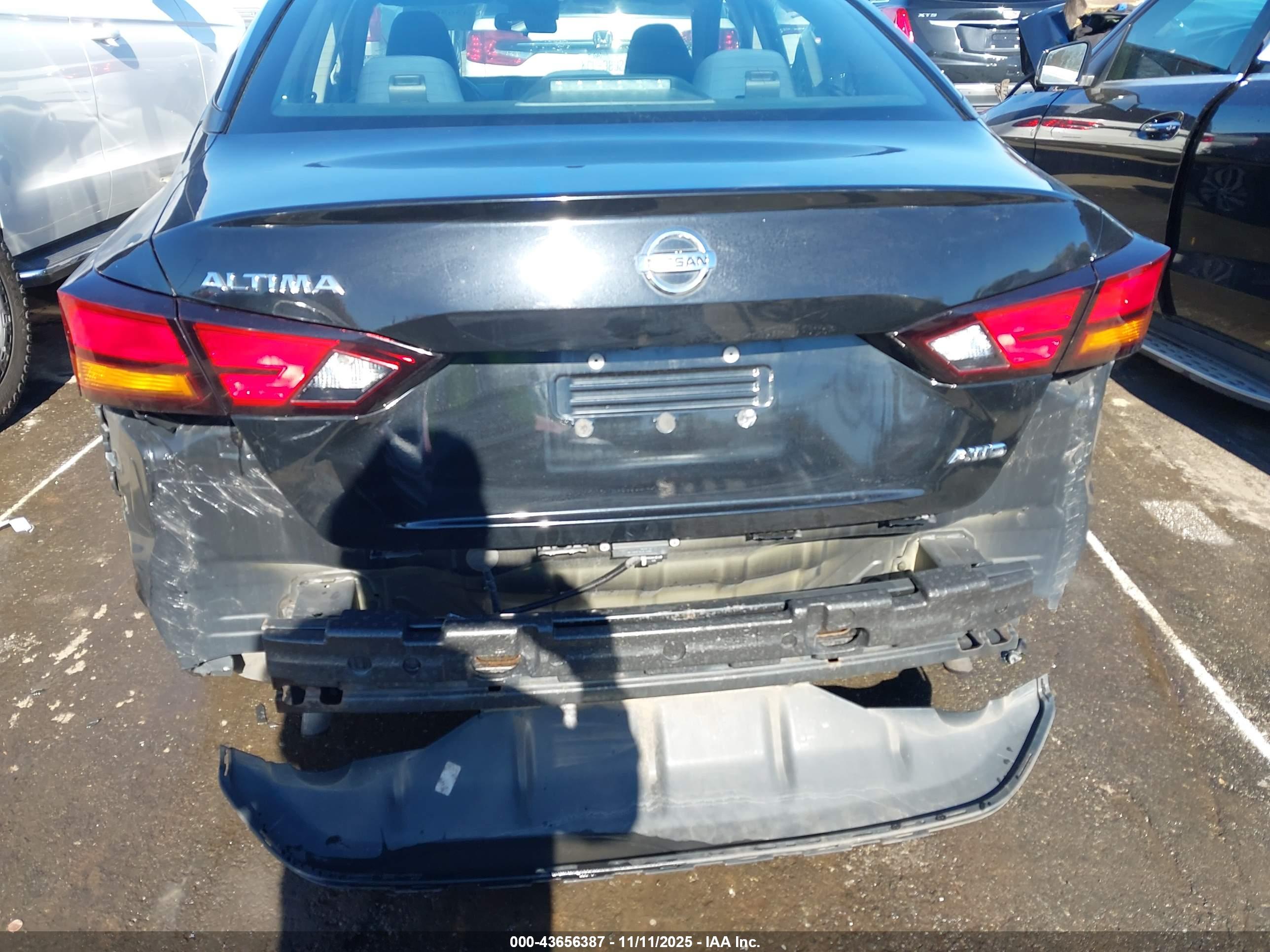 NISSAN ALTIMA image 6