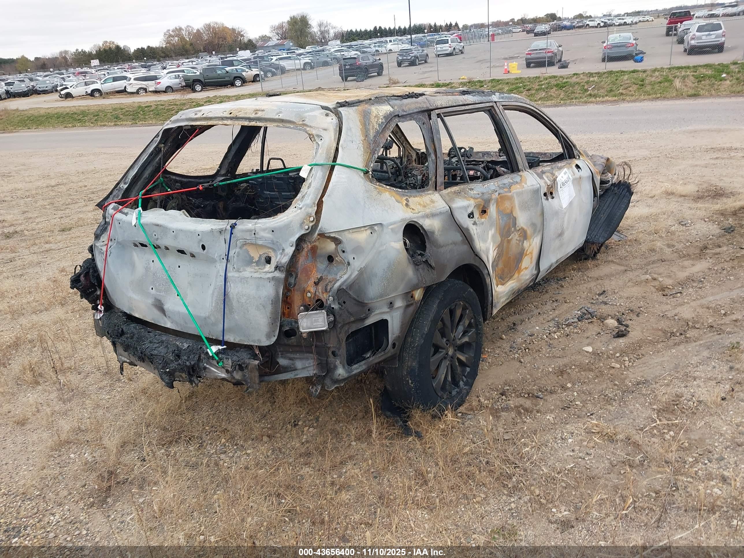 SUBARU OUTBACK image 4