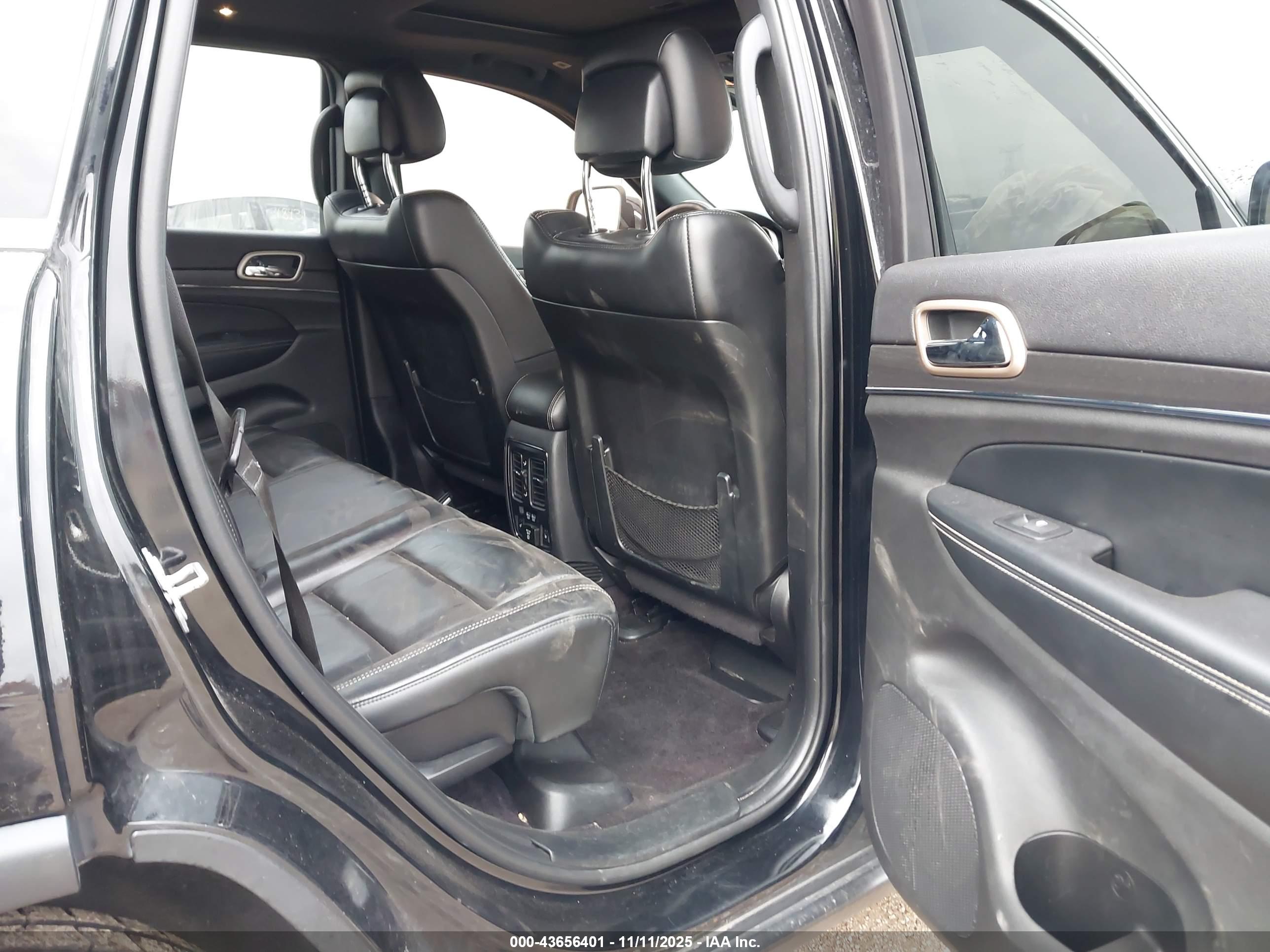JEEP GRAND image 8