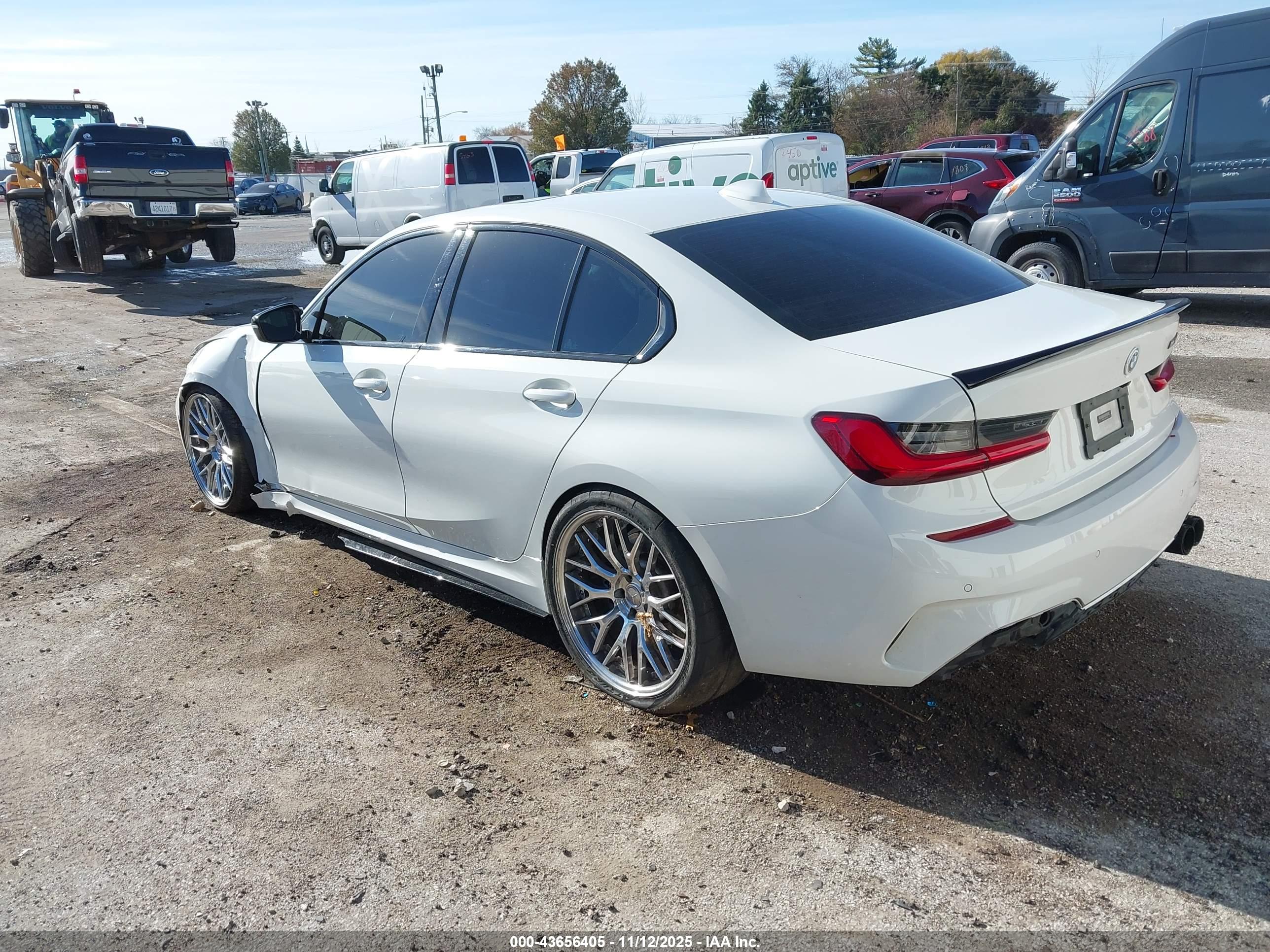 BMW 3 image 3